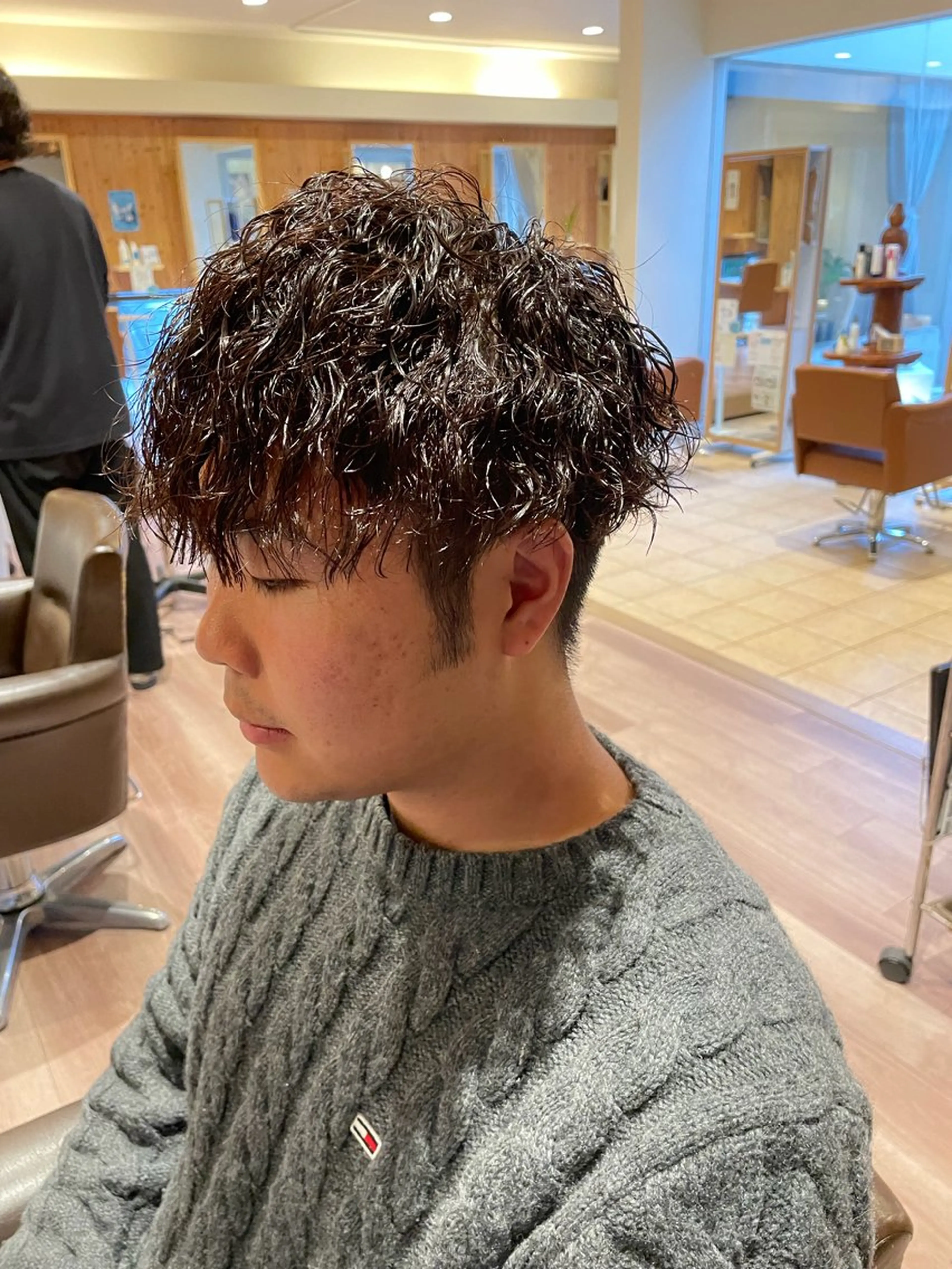 パーマ メンズ カット パーマ トリートメント エアフローウィズザガーデン所属・村松 寛太のヘアスタイル