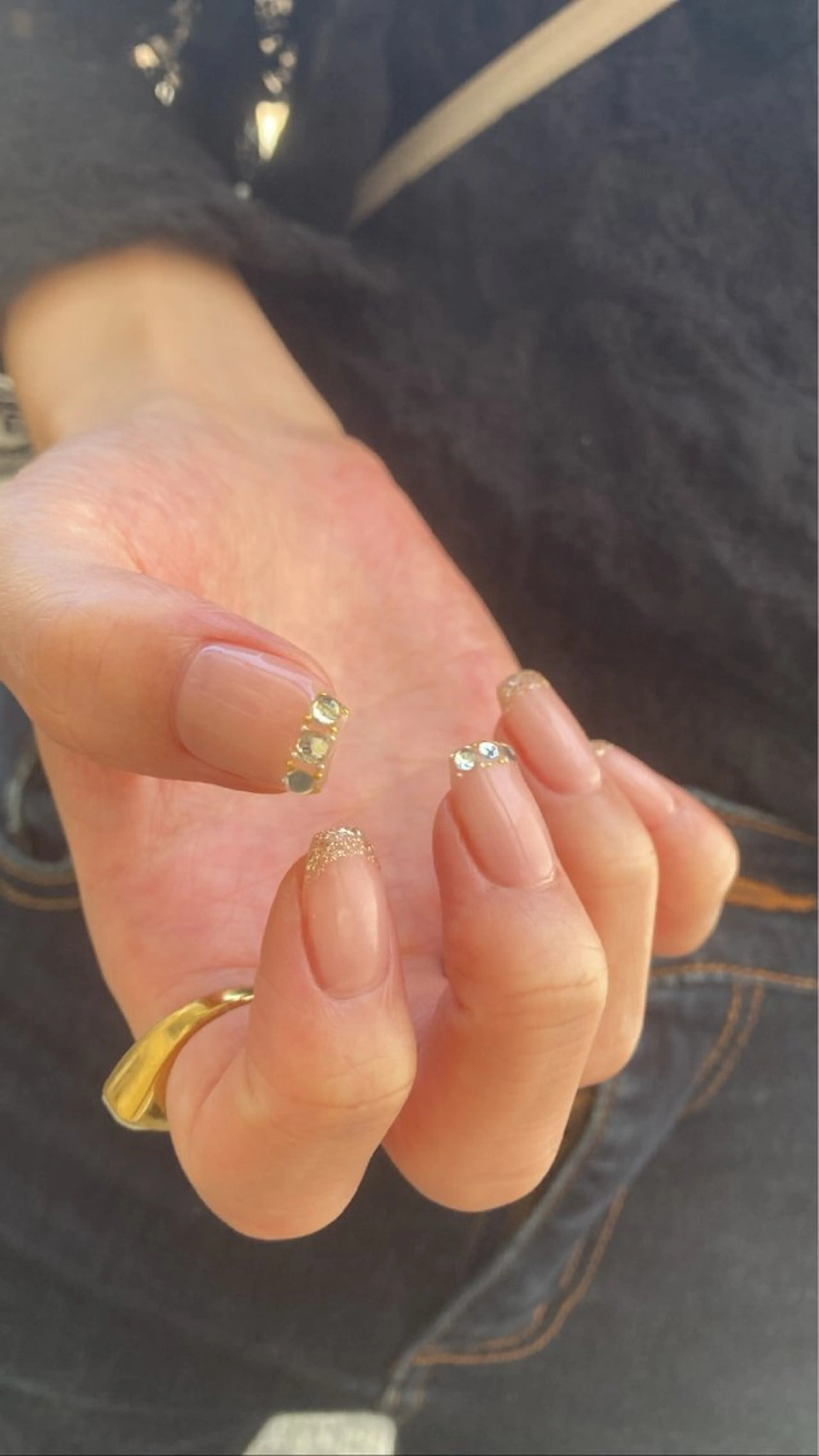 ネイル nailsalon hue所属・小山 羽奈のネイルデザイン