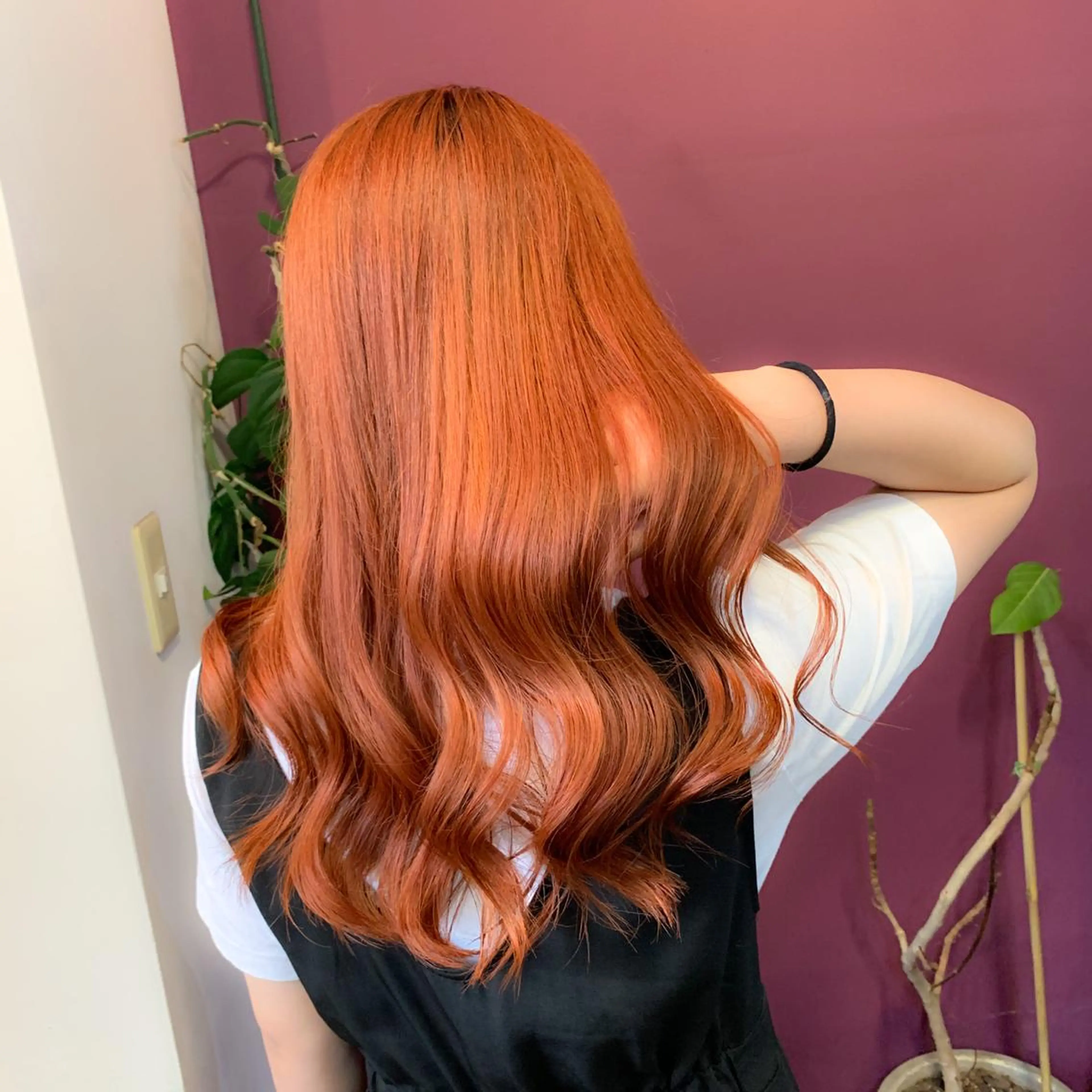 ロング カラー TONE所属・透明感カラー/ 韓国ヘア/縮毛矯正のヘアスタイル