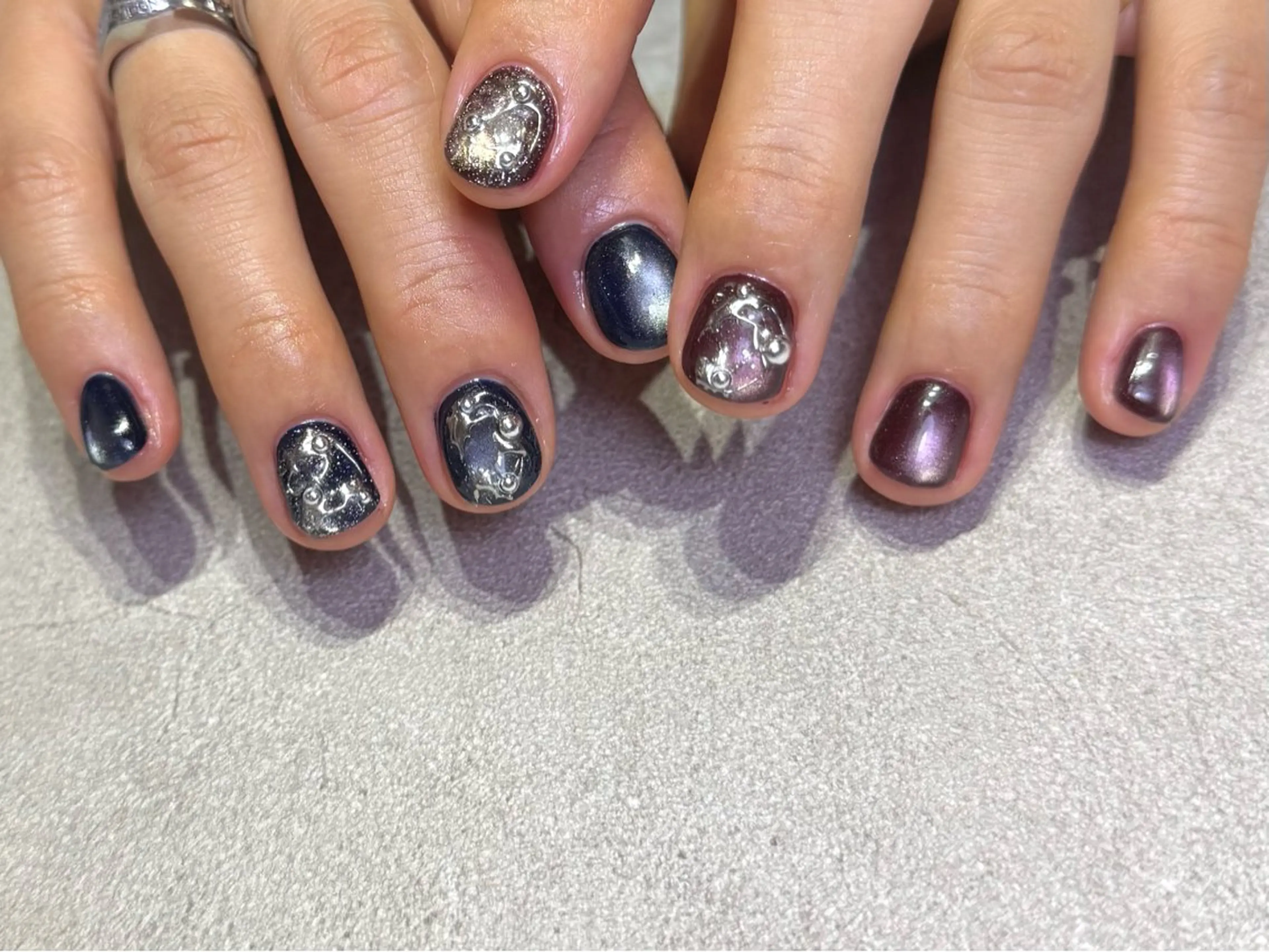 ネイル アートネイル マグネットネイル シルバー ハンドネイル Mnailsalon フィルイン対応サロンのネイルデザイン