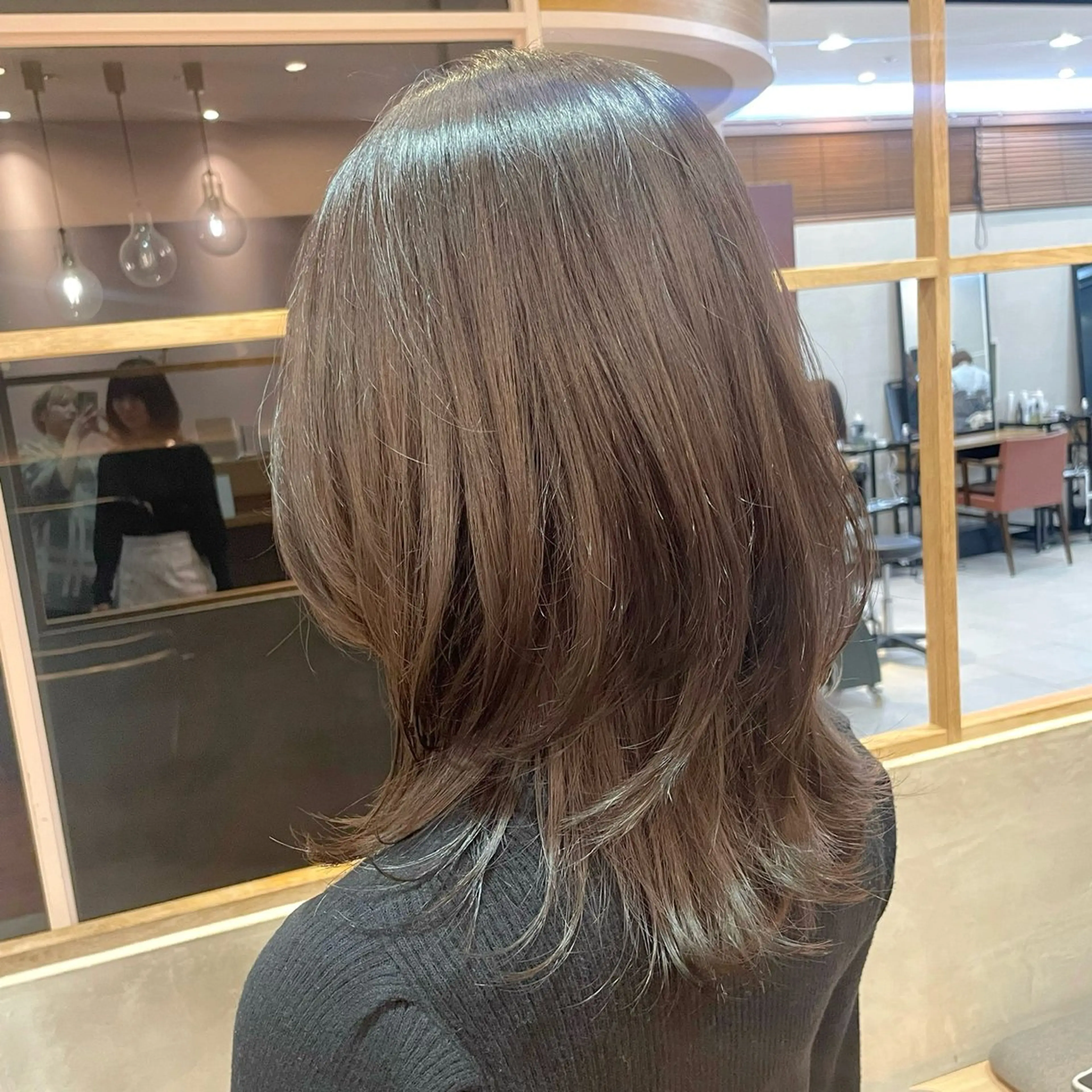 ミディアム カラー ブラウンカラー 透明感カラー レイヤーカット 似合わせカット カット ヘアカラー トリートメント 顔まわり/レイヤー/ 透明感/まいな🥨のヘアスタイル