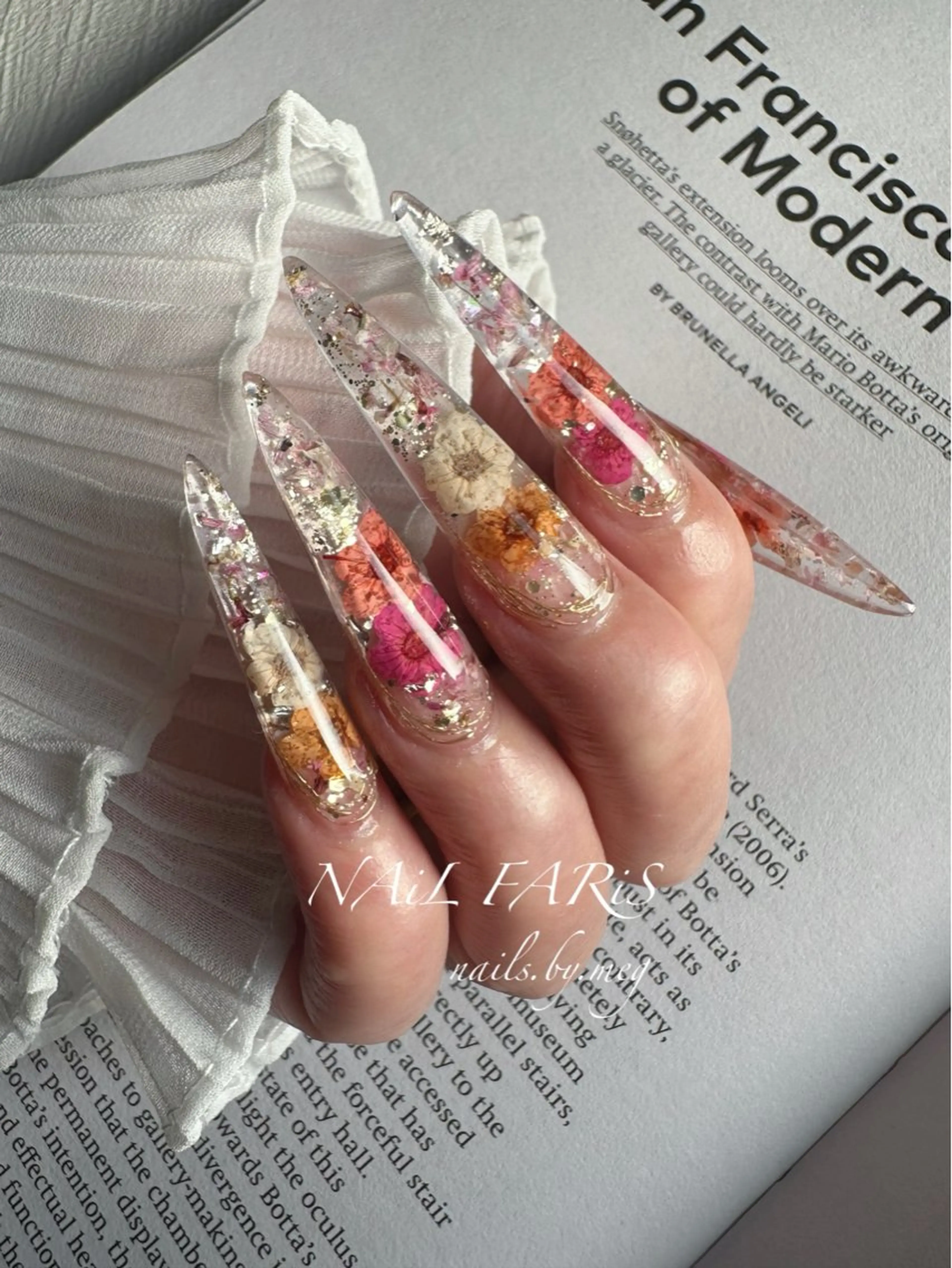 ネイル NAiL FARiS Megのネイルデザイン