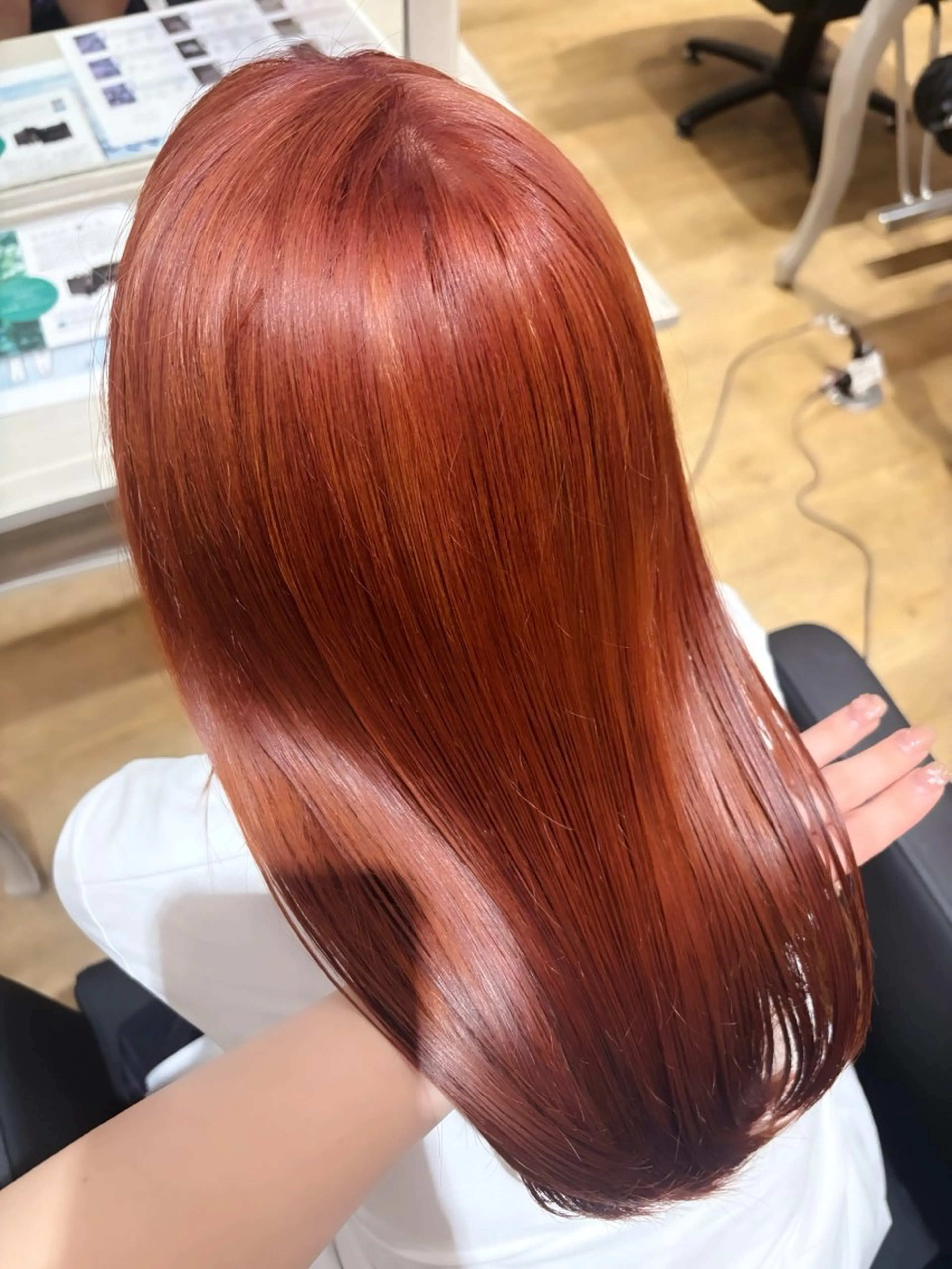 ロング カラー オレンジ ヘアカラー LouLou Hair【ルルヘアー】所属・LouLou/ emmaのヘアスタイル