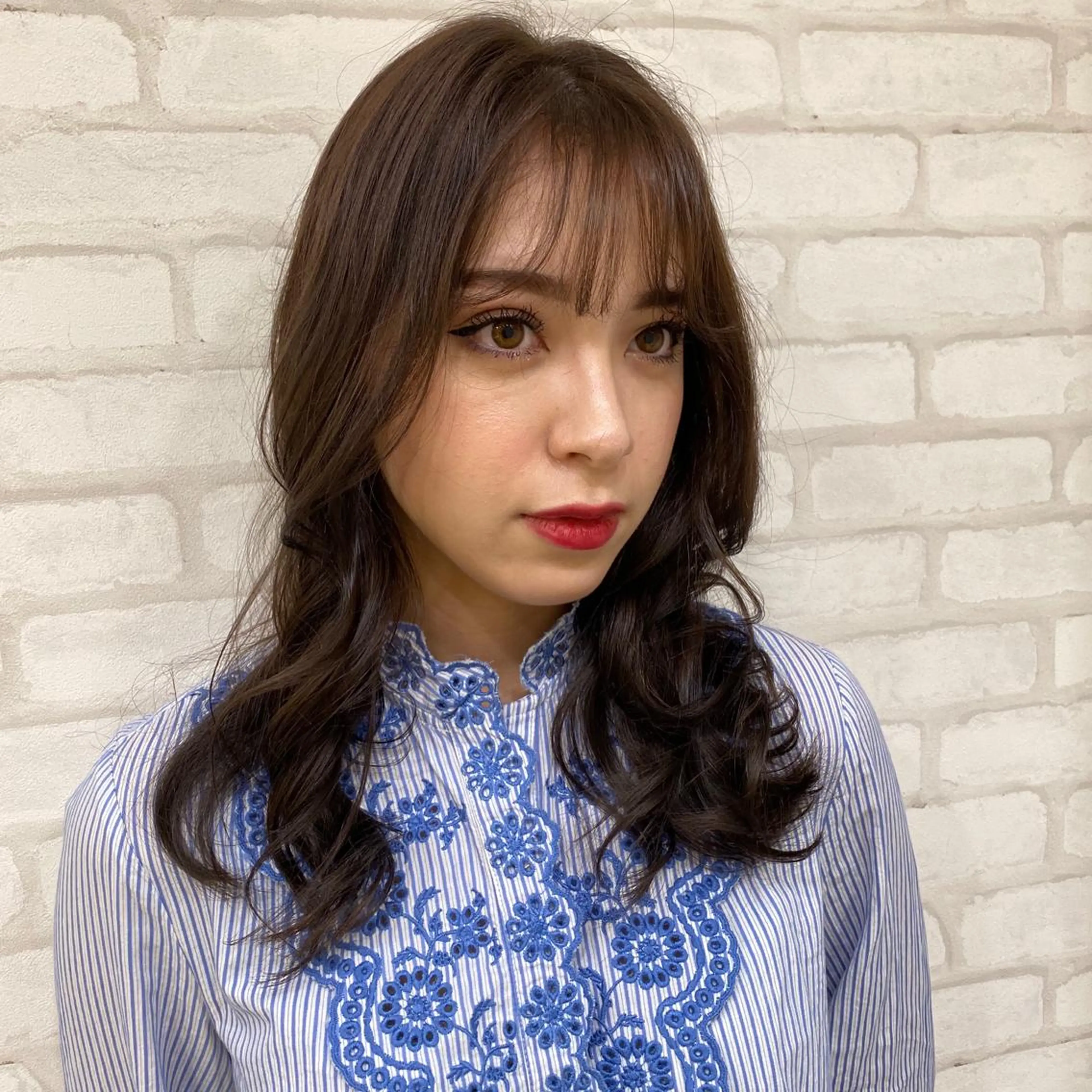 ミディアム カラー abilita AZUSAのヘアスタイル