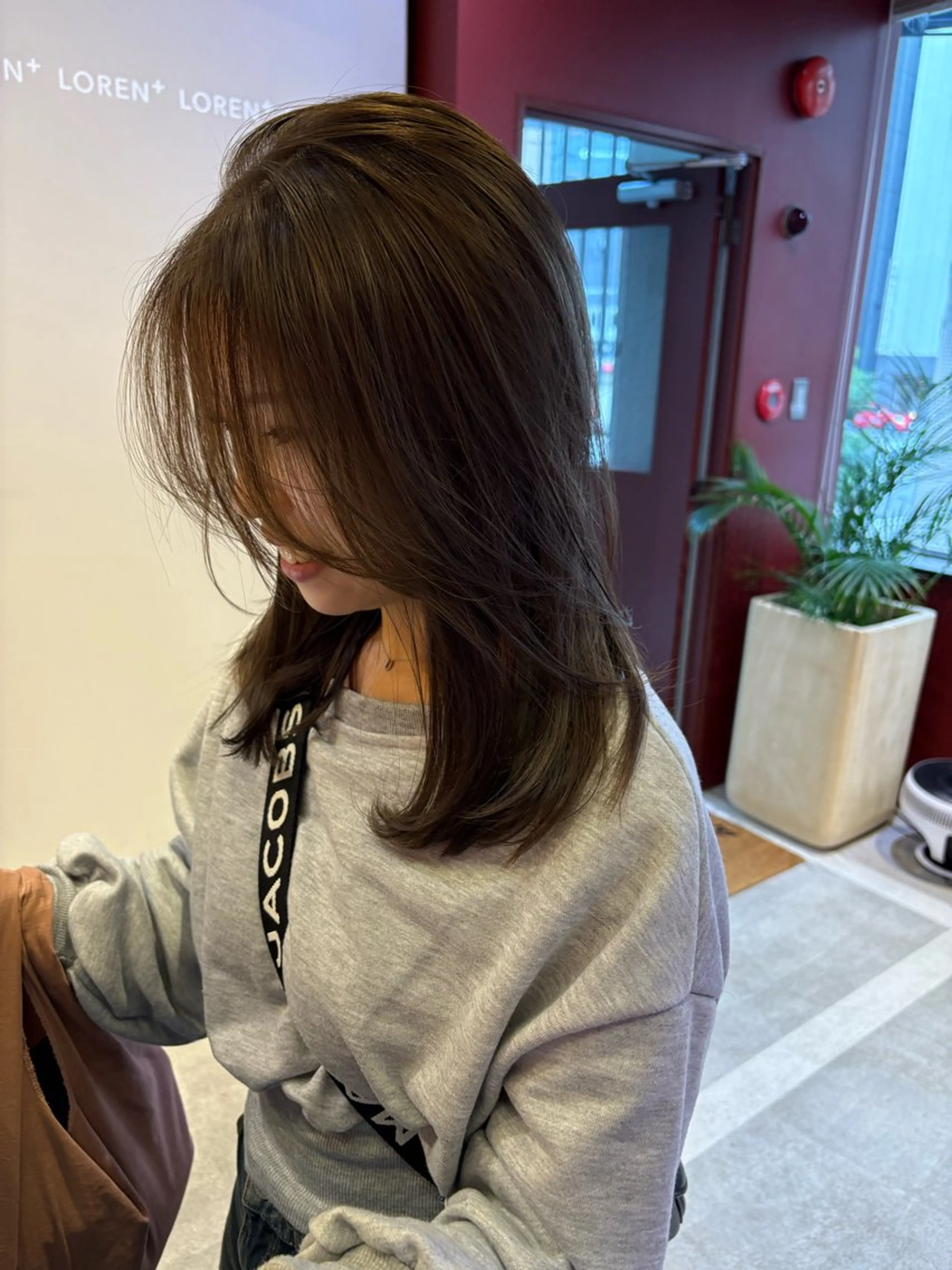 ロング カット ヘアカラー トリートメント レイヤーカット ✨️奥田良太✨️のヘアスタイル