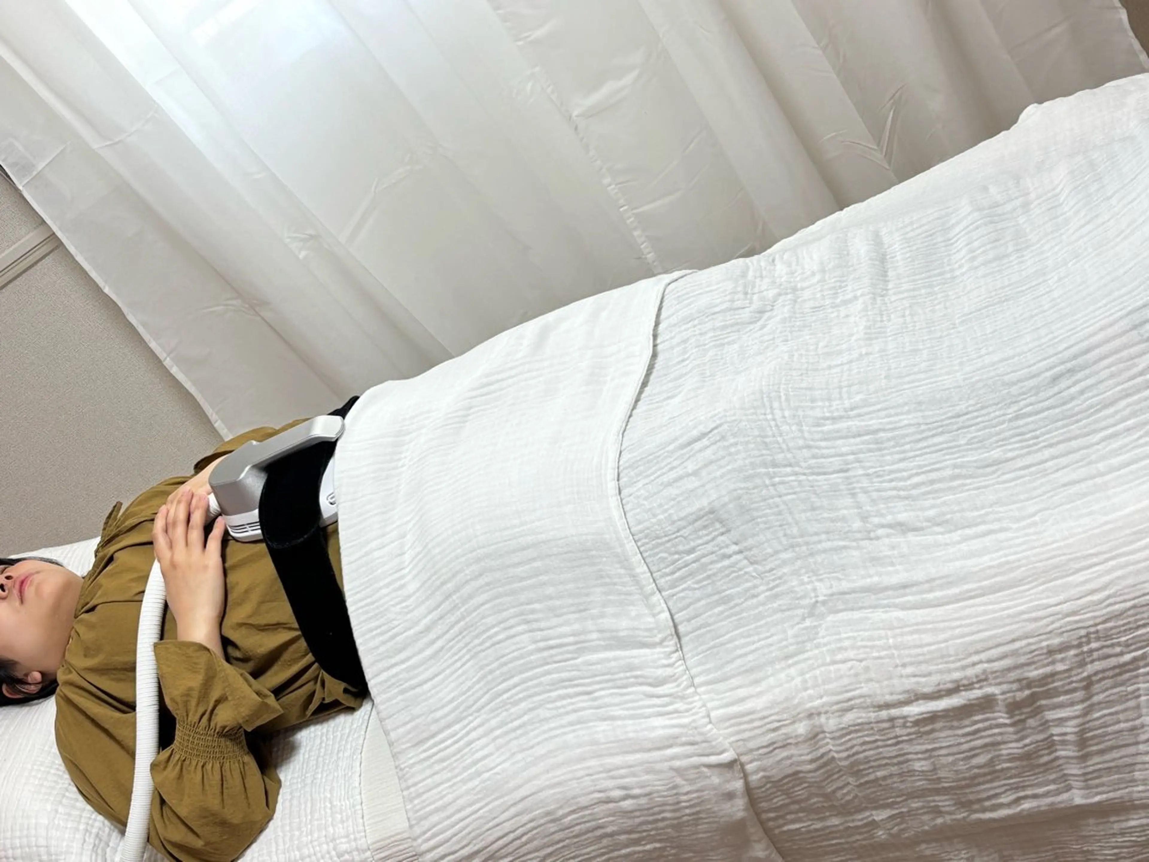 女性のおカラダをととのえる骨盤底筋マシン】女性の不調、ダイエット、姿勢改善など、自力でできないケアをマシンでサポートの写真