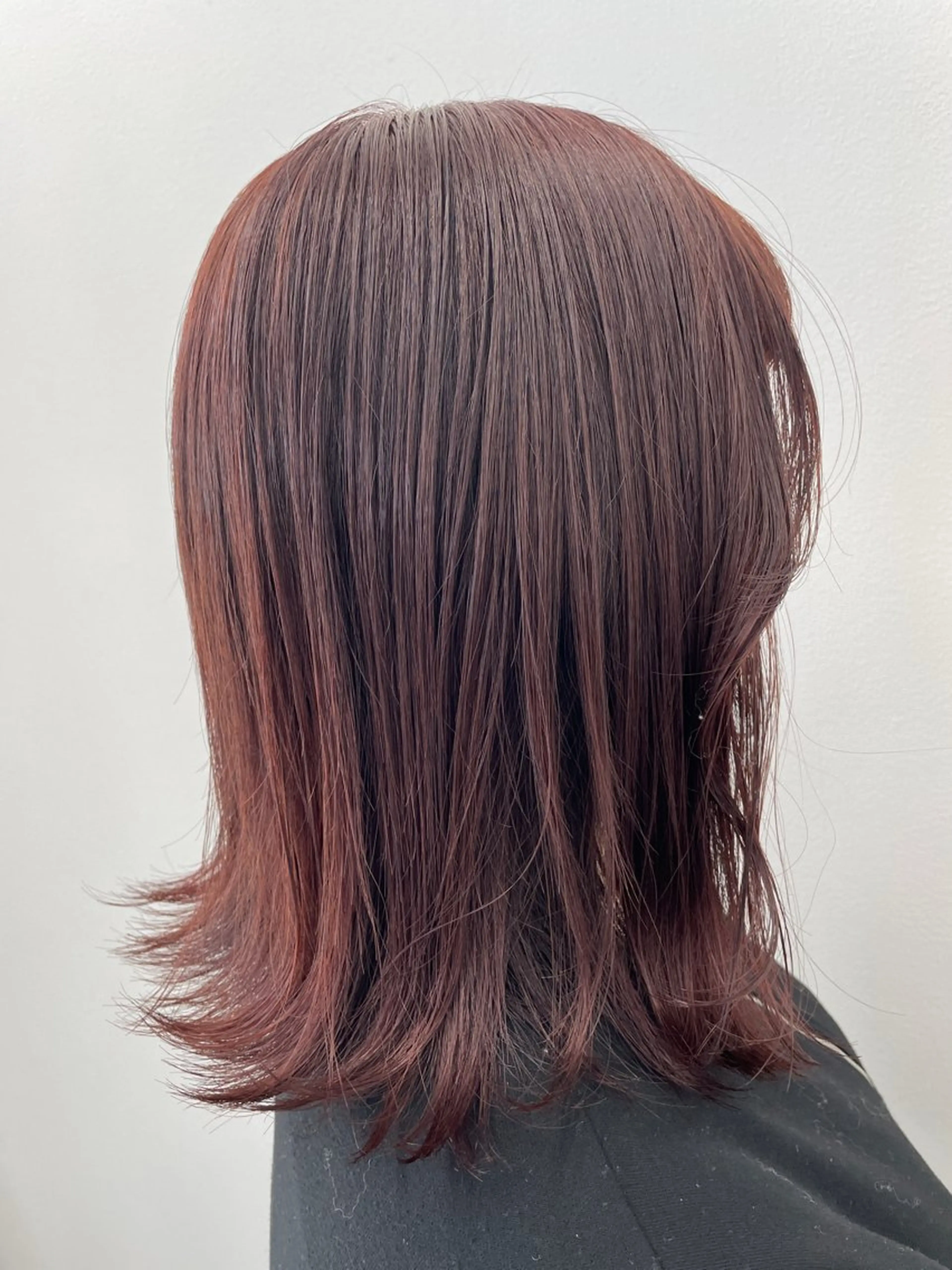 ミディアム カラー ブラウンカラー ピンクカラー ピンクブラウン 顔まわりレイヤー レイヤーカット カット ヘアカラー トリートメント Share  Salon  Reco【GARDEN】所属・末石 智のヘアスタイル