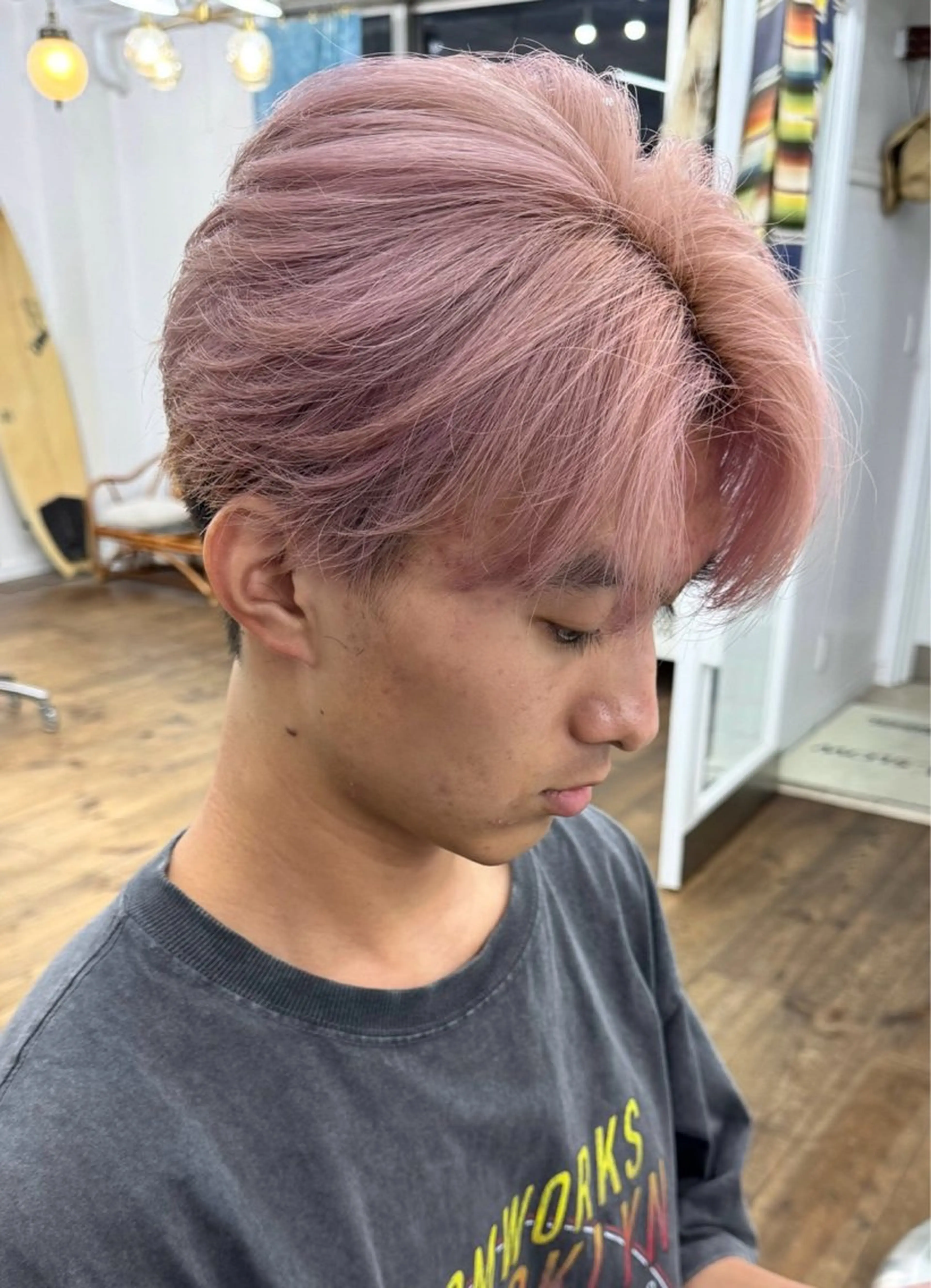 『メンズハイトーン』ダブルカラー＋カットの写真