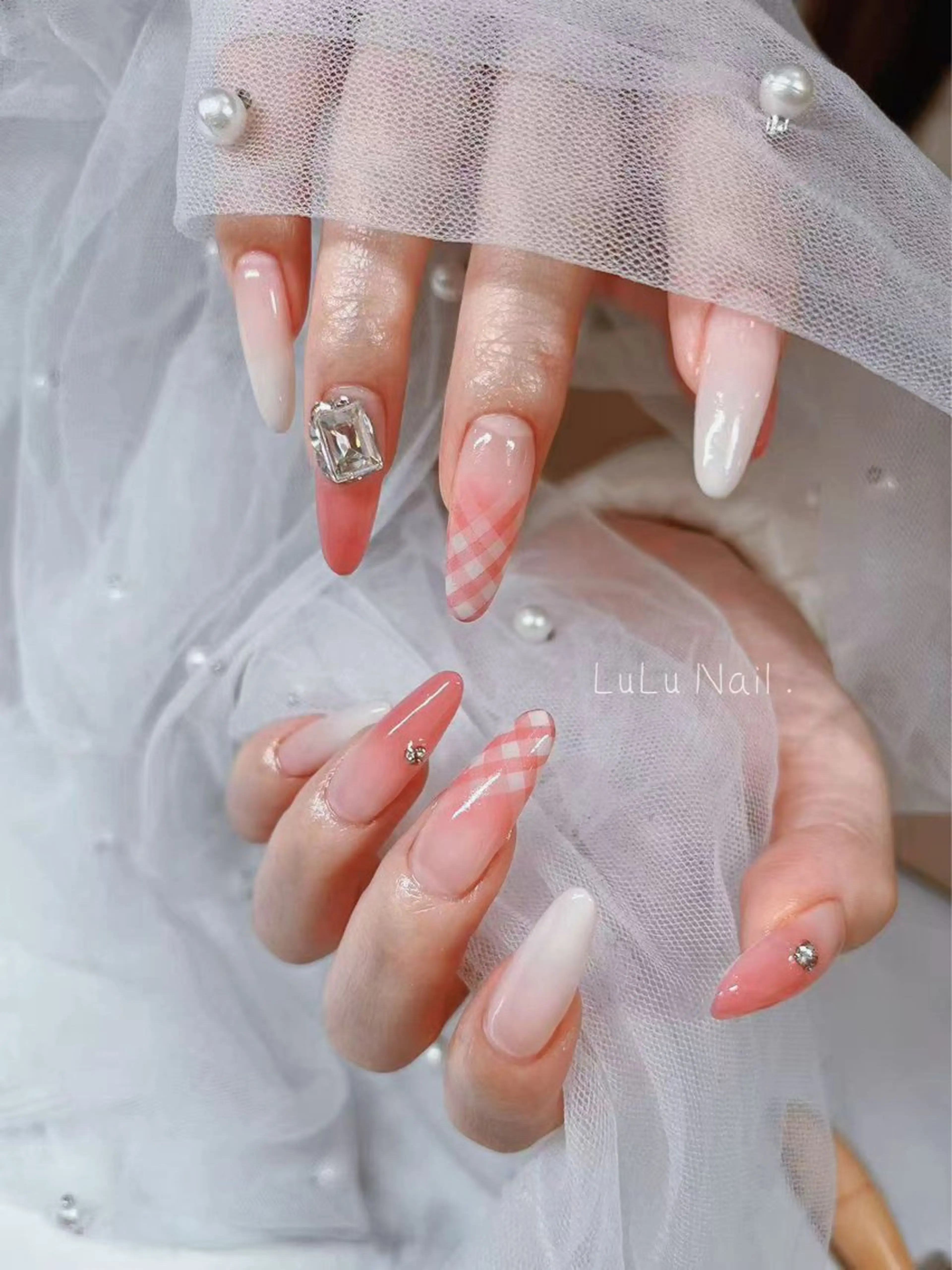 ネイル LULU Nail salonみどりのネイルデザイン