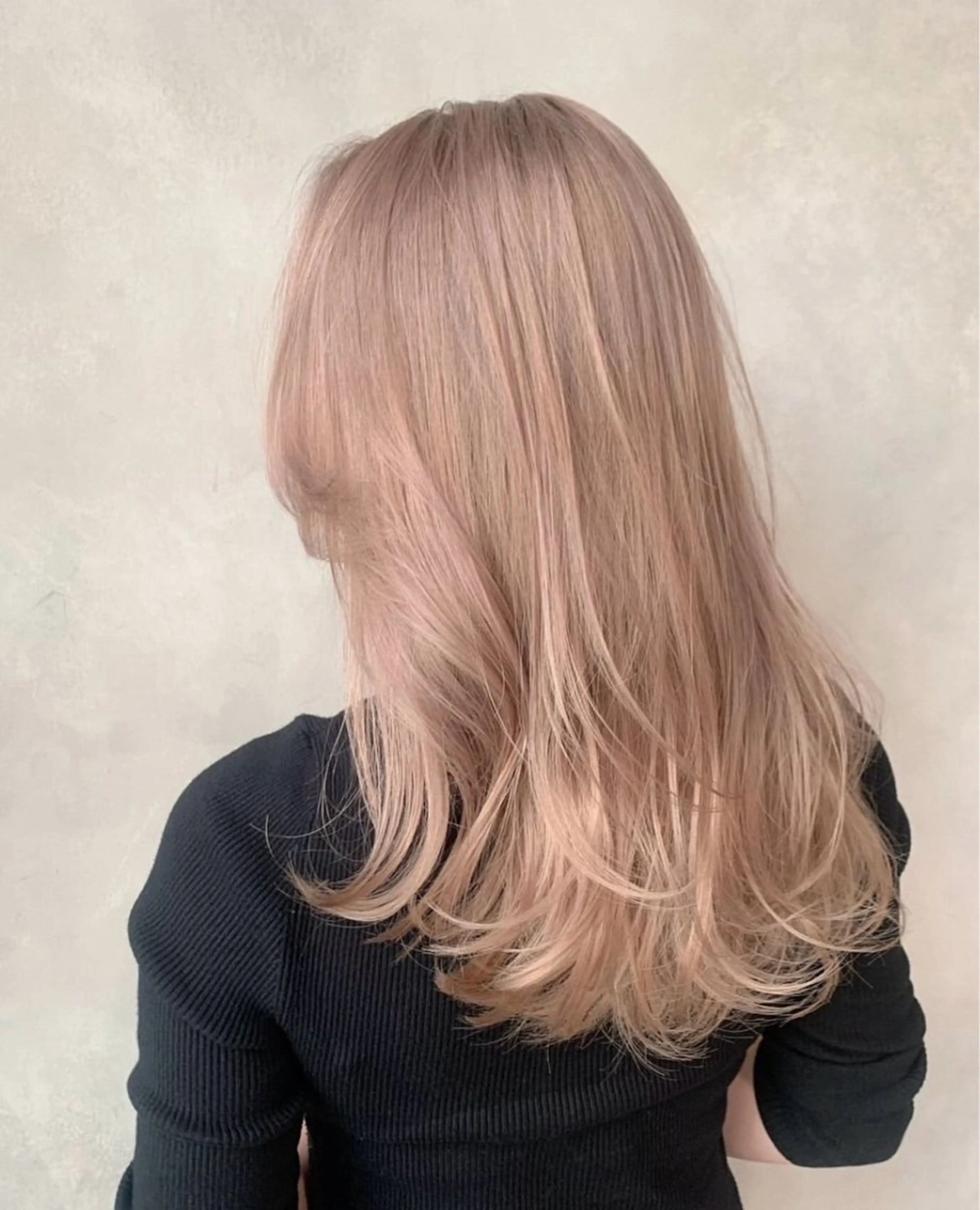 セミロング カラー ブリーチ nok所属・レイヤー/ベージュ/ どますず🌺のヘアスタイル