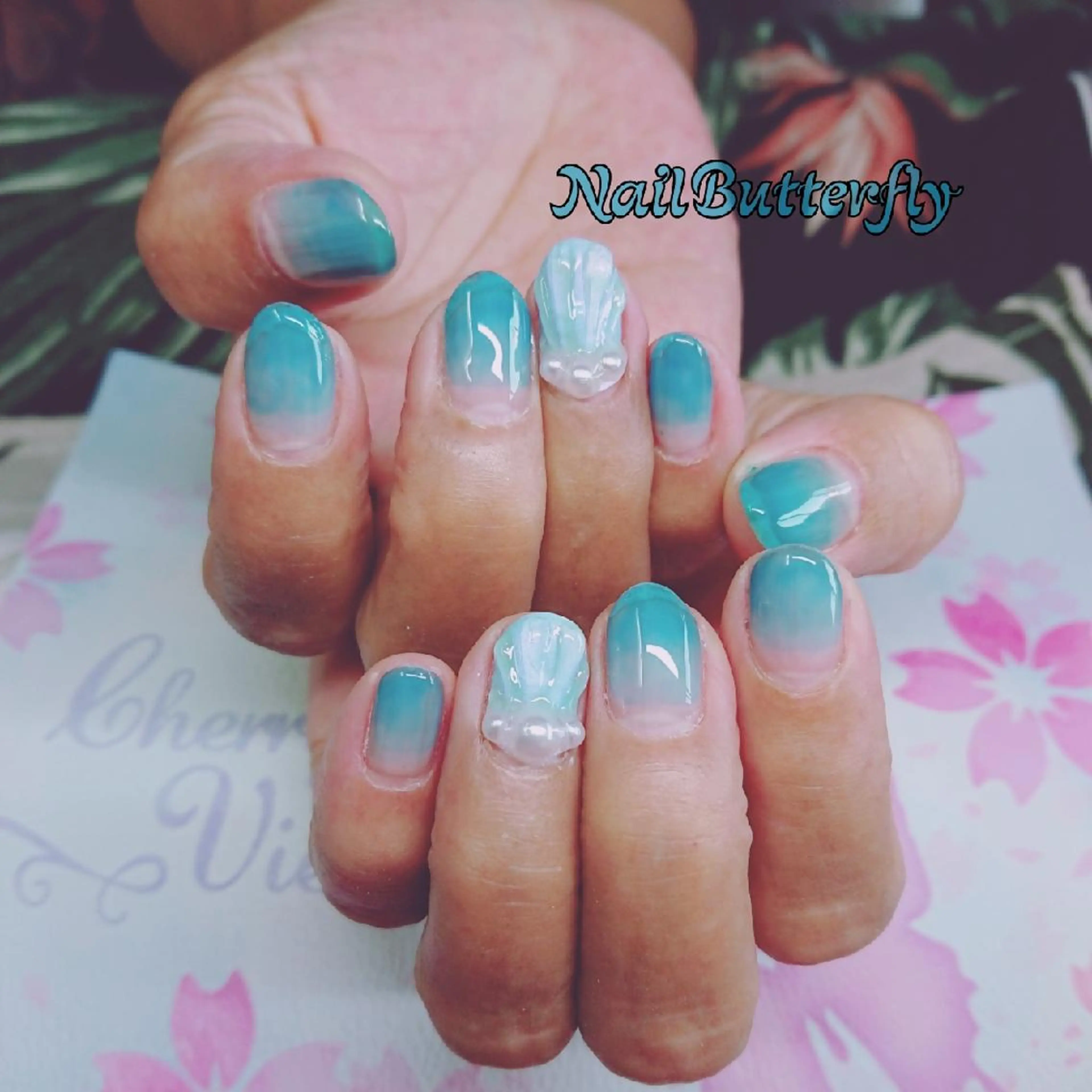 ネイル とねがわ かよこのネイルデザイン