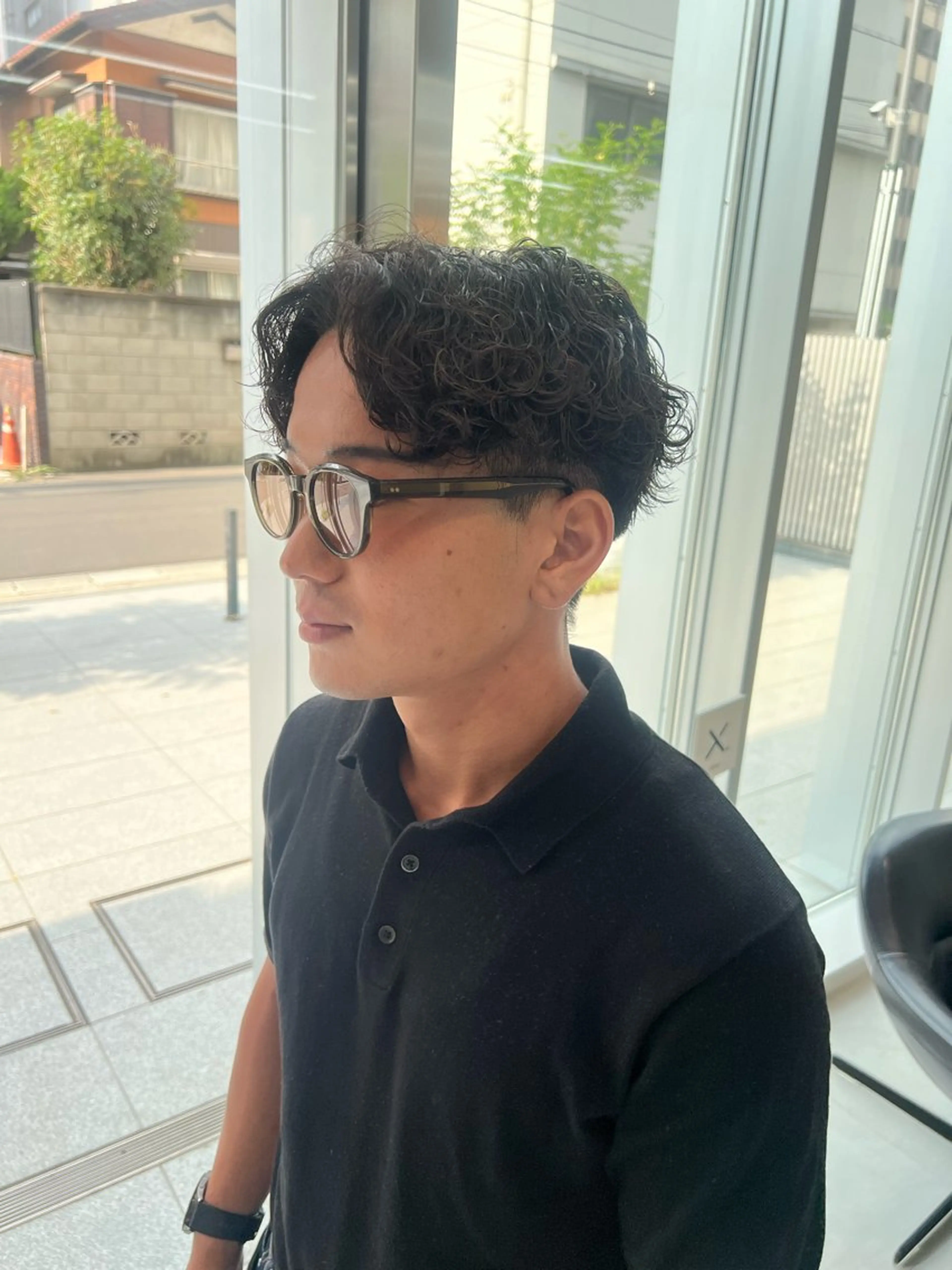 パーマ メンズ センターパート メンズパーマ 波巻きパーマ カット パーマ 吉沢遣人/レイヤー 艶カラー/パーマのヘアスタイル