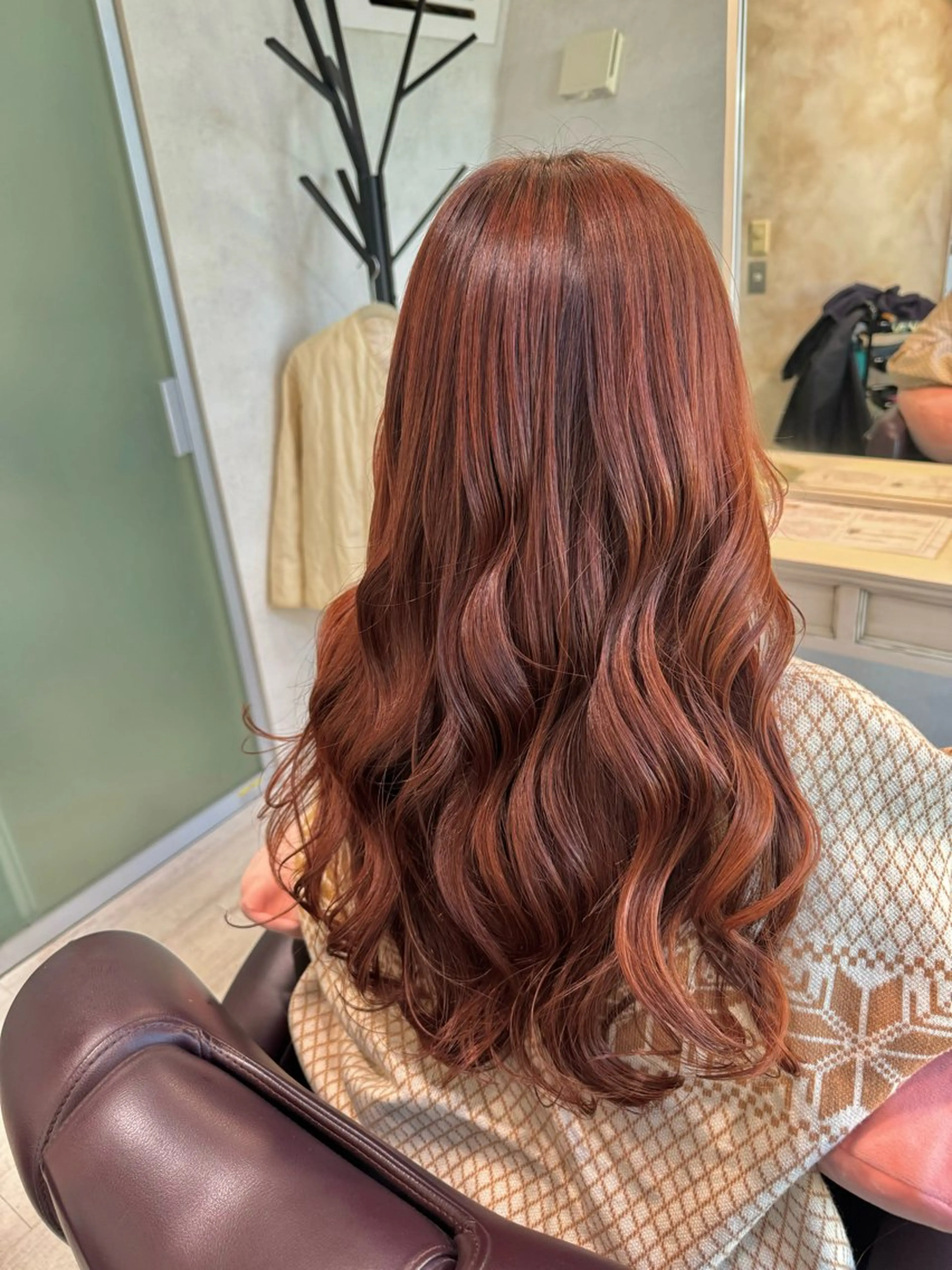 ロング カラー ブリーチ ブリーチなしカラー オレンジ カット ヘアカラー トリートメント コウヤマ サキのヘアスタイル