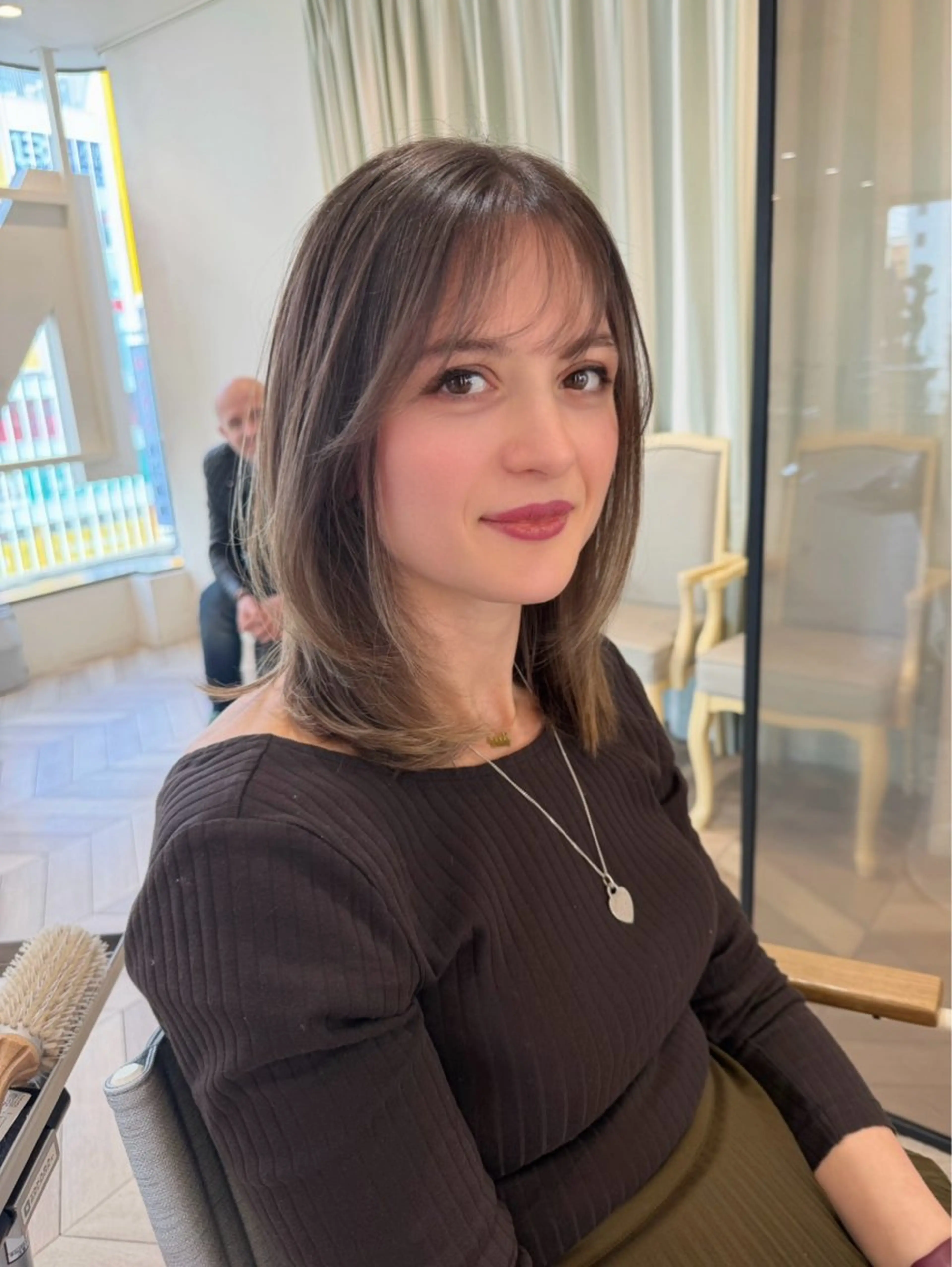 ミディアム ミディアムレイヤー レイヤーカット トリートメント カット トリートメント 小顔レイヤー/ ベージュ🤍Rieのヘアスタイル