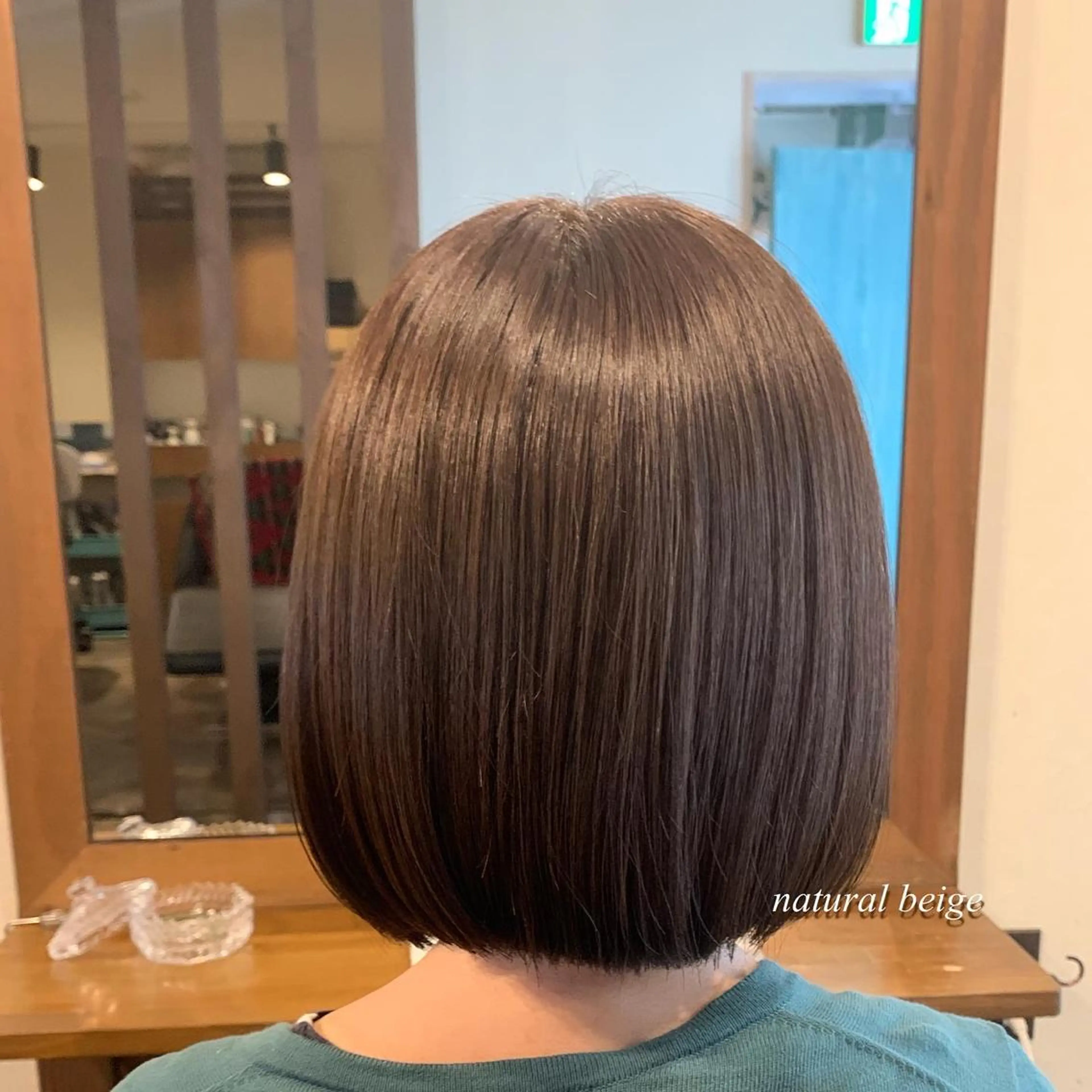 ショート カラー ベージュカラー 透明感カラー LUCIA所属・透明感カラー/ブリー チ無し/瀧田恭平のヘアスタイル