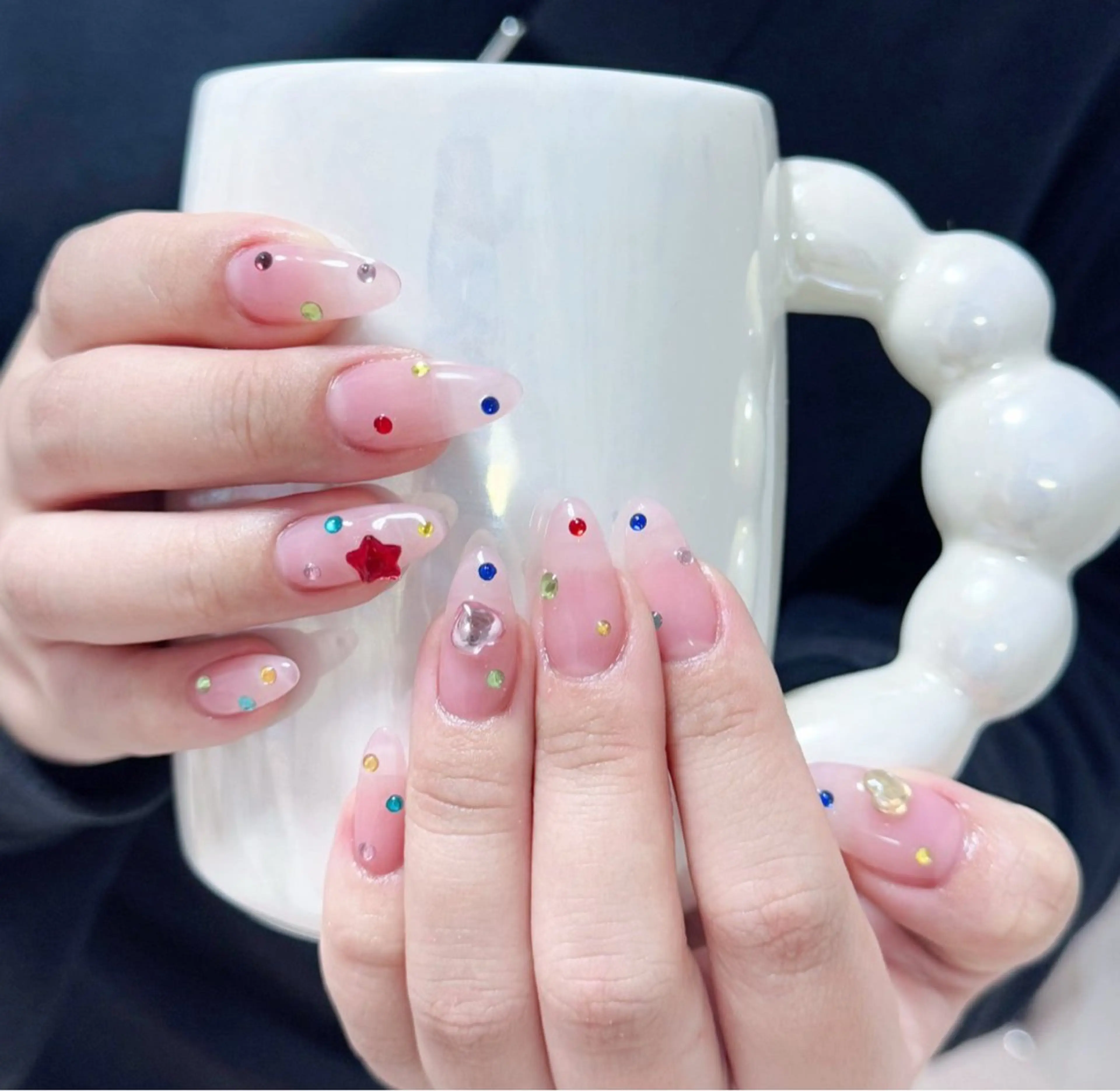 ネイル アートネイル オーロラネイル チークネイル フレンチネイル ガラスフレンチ 🎀🎀YooLi Nail Salonのネイルデザイン