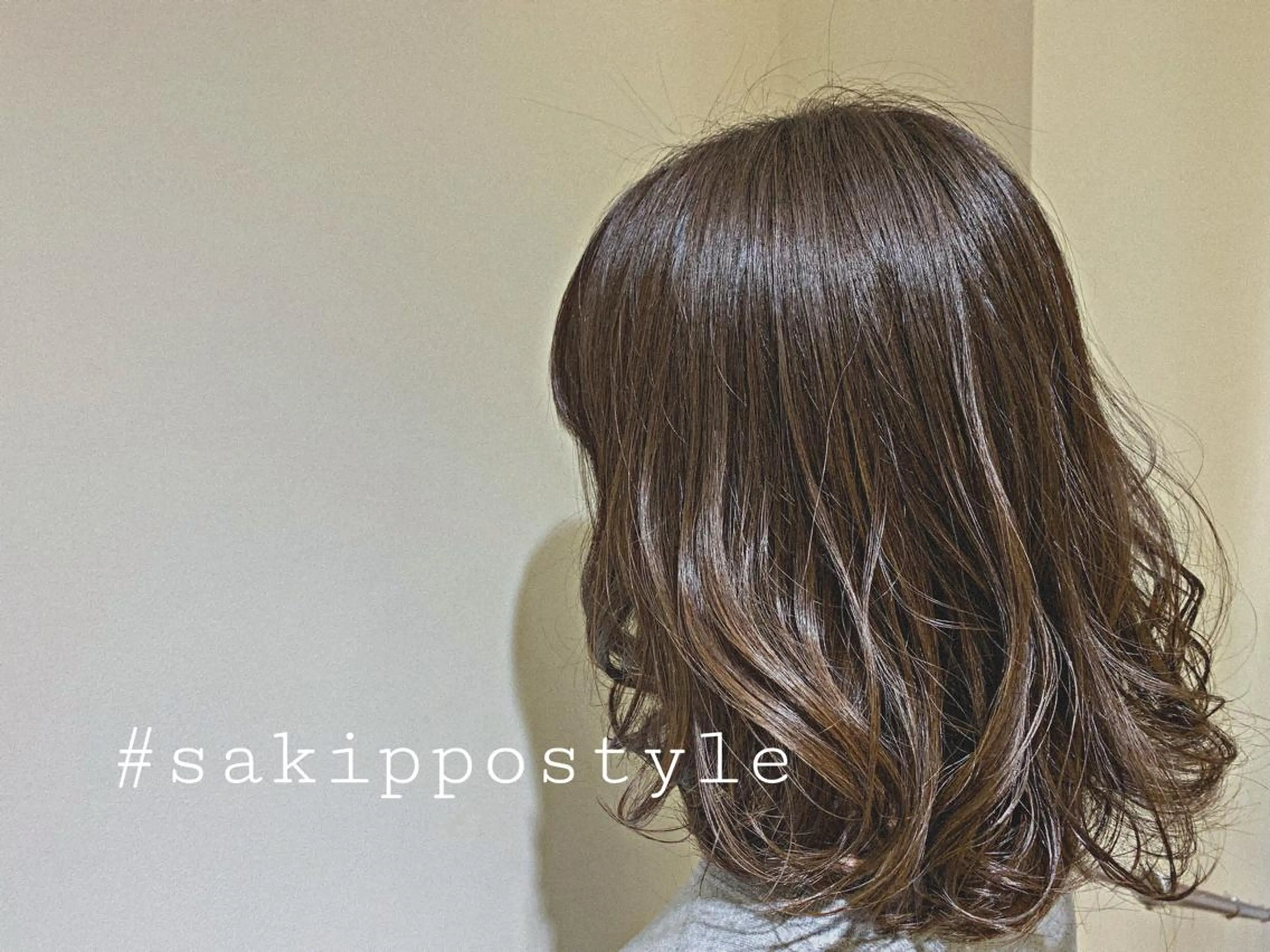 ミディアム ミディアムパーマ Sol所属・Sol. Sakihoのヘアスタイル
