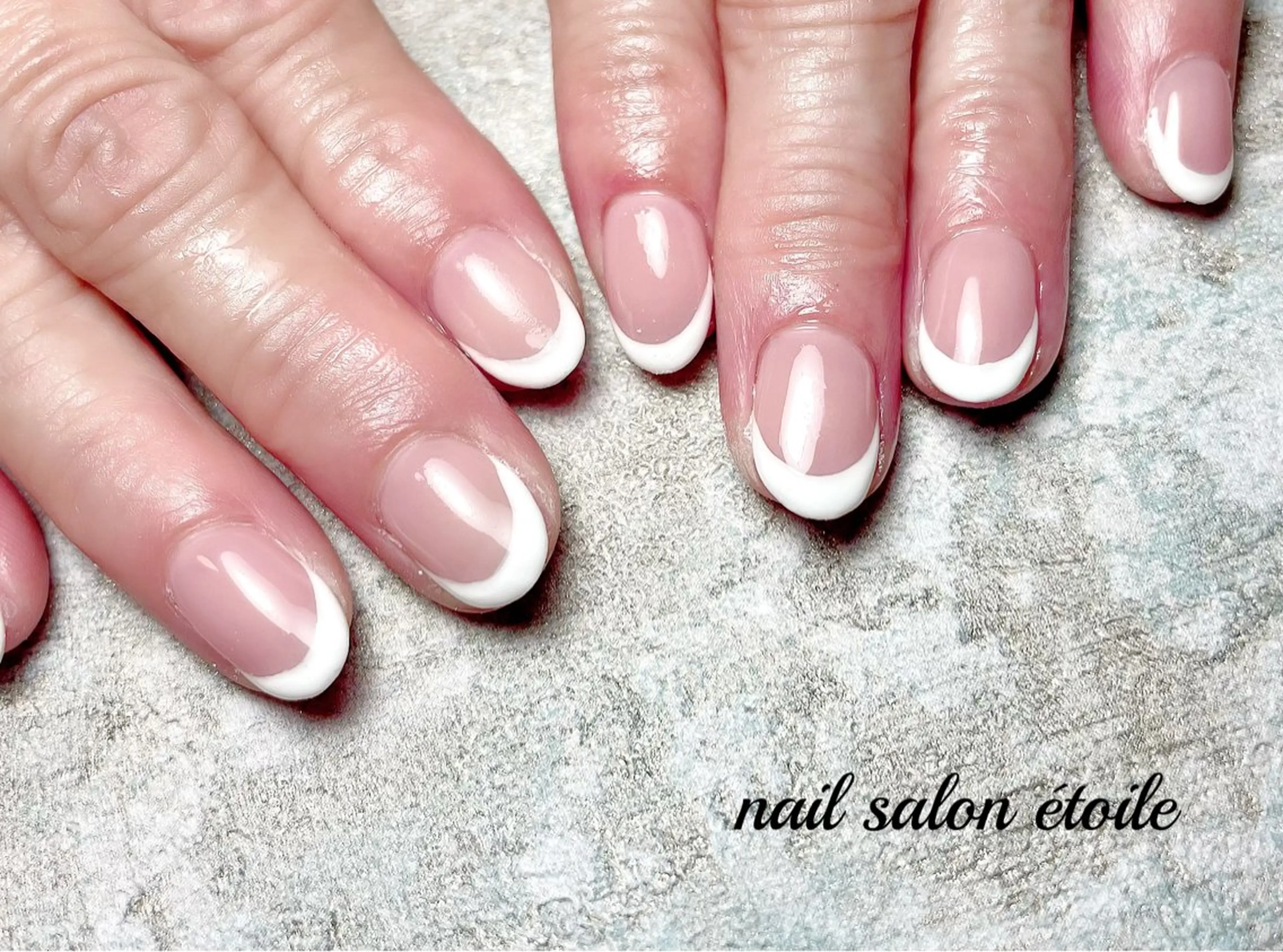 ネイル フレンチネイル オフィスネイル ピンク シンプルネイル ホワイト ハンドネイル nail salon étoileのネイルデザイン