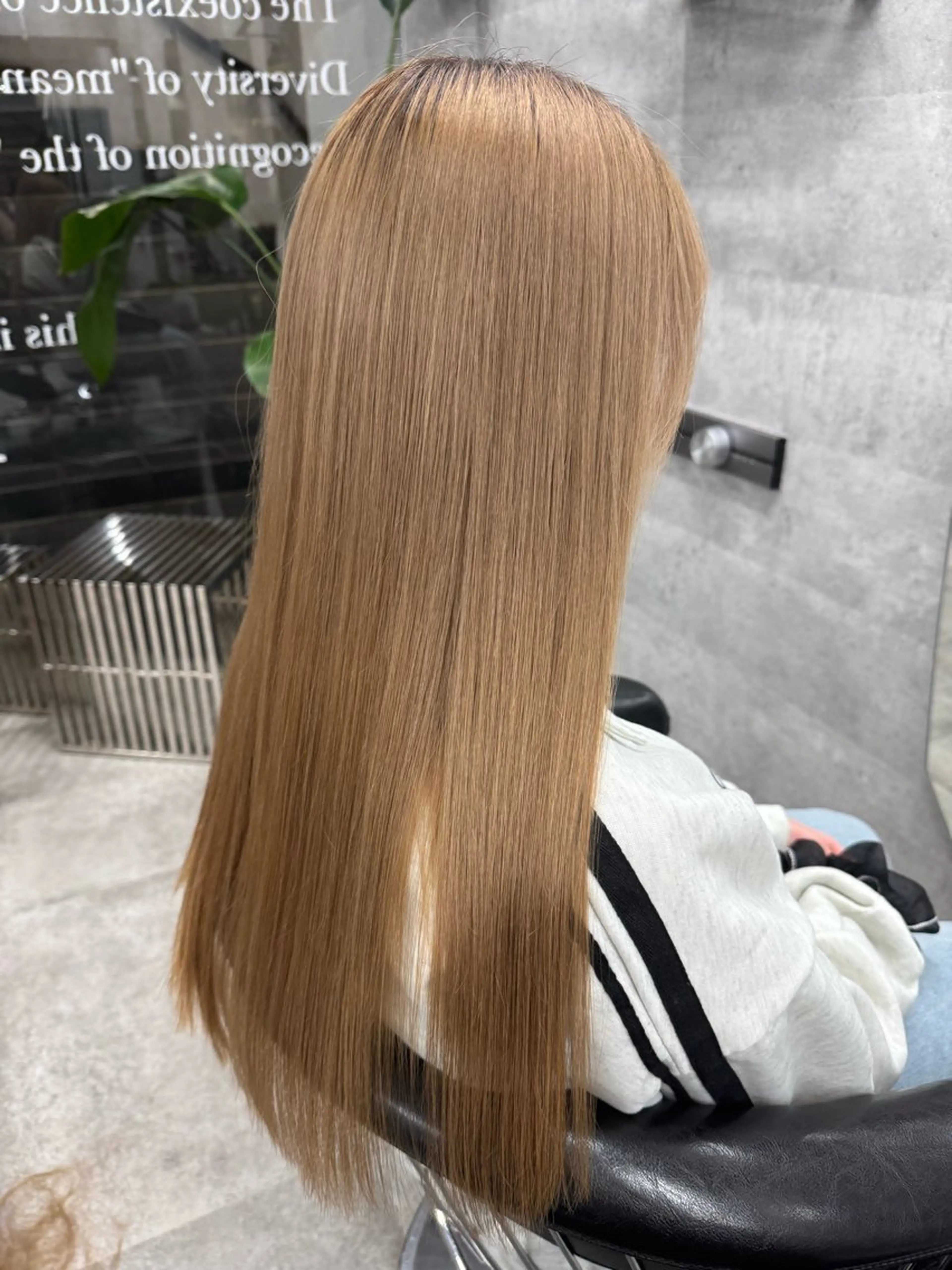 ミディアム カラー カット ヘアカラー あなたのお悩み改善" You"💚❤️💛のヘアスタイル