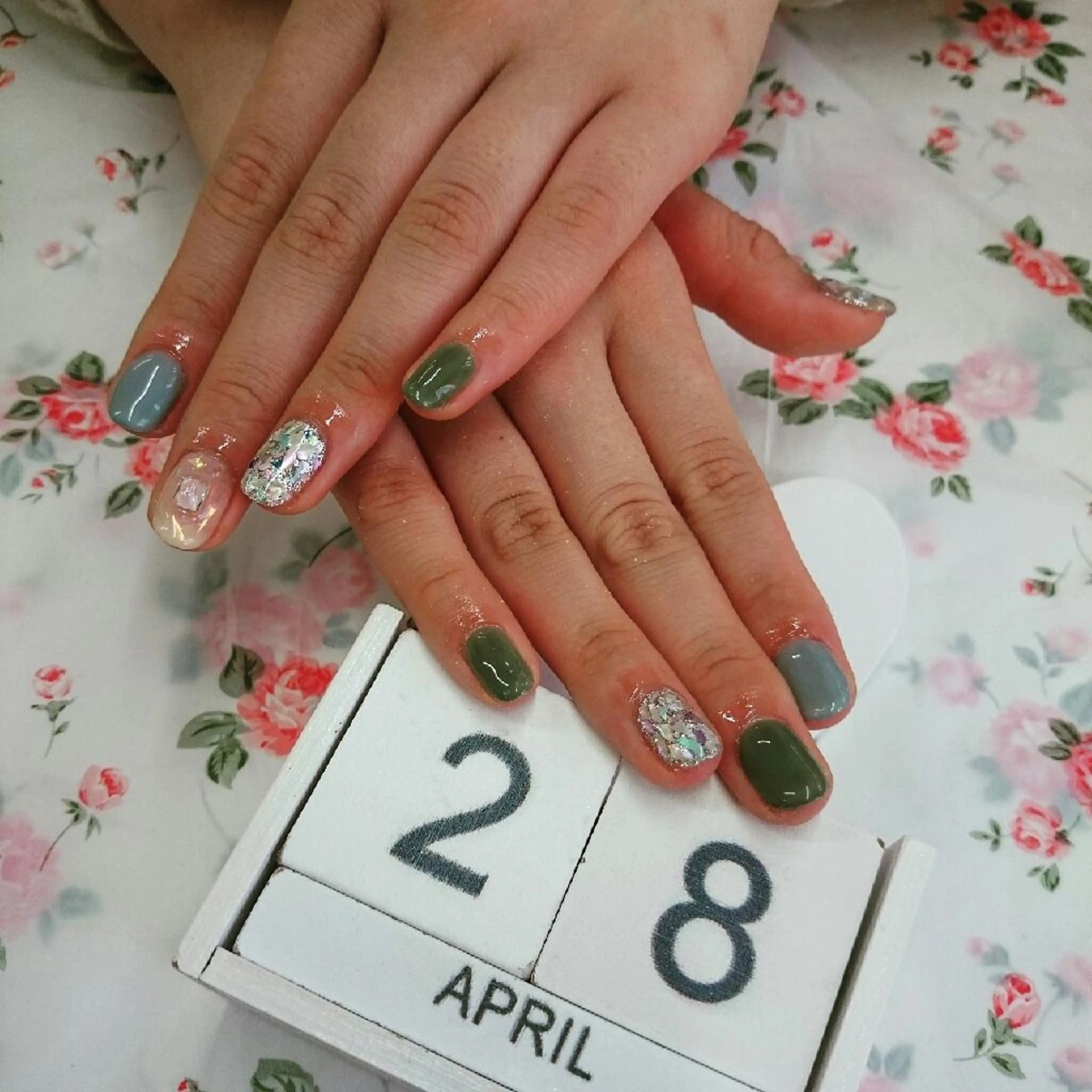 ネイル キラキラネイル ワンカラーネイル JEWEL nailのネイルデザイン