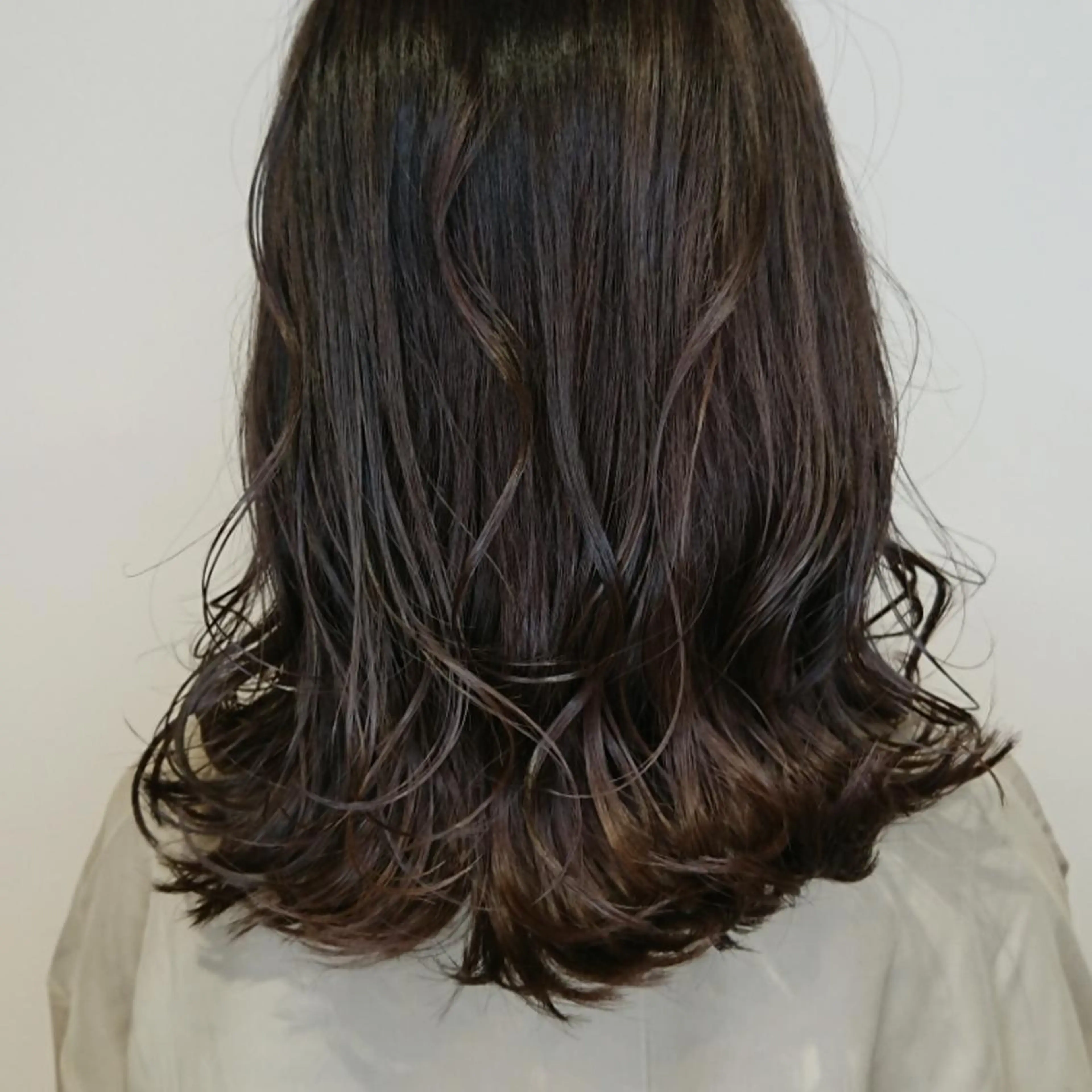 カラー バレイヤージュ ブリーチ ケアブリーチ ダブルカラー グラデーションカラー ヘアカラー トリートメント ブリーチ/ヘアケア/ 艶髪/イギチハルのヘアスタイル