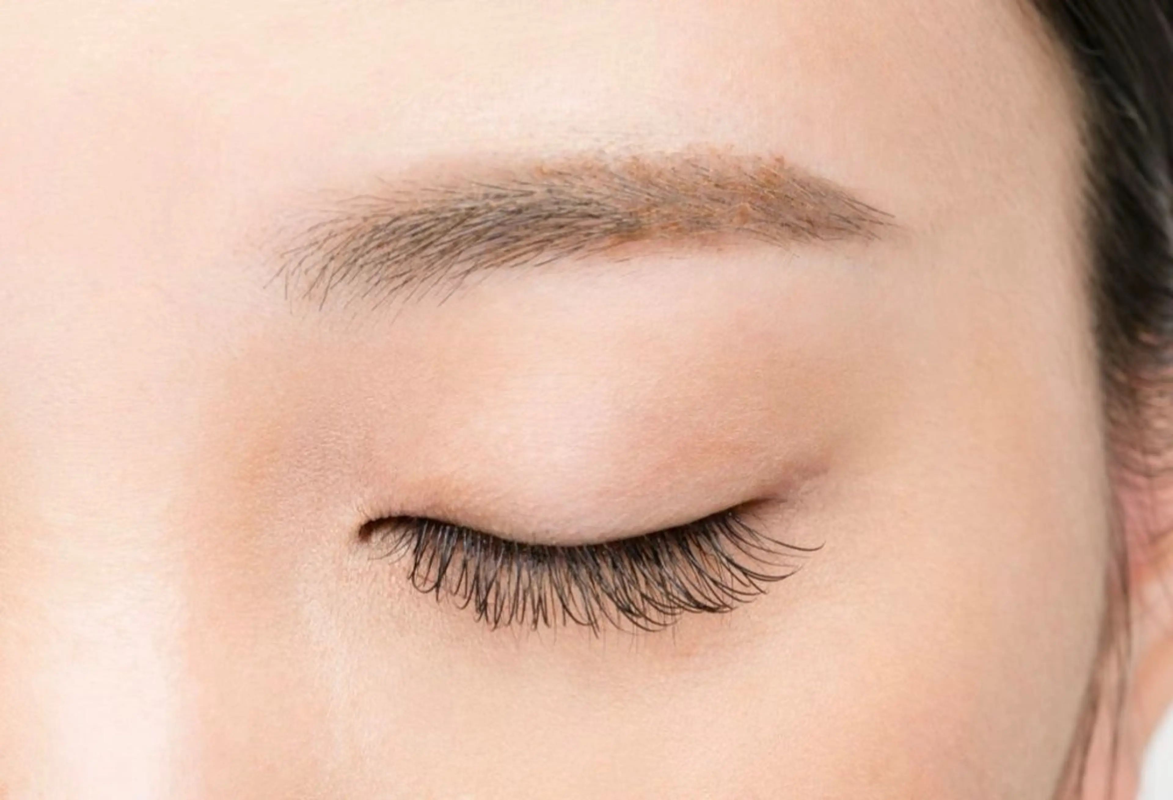 マツエク・マツパ プラスアイ上野駅前店所属・プラスアイ上野駅前店 manamiの眉毛・アイブロウイメージ