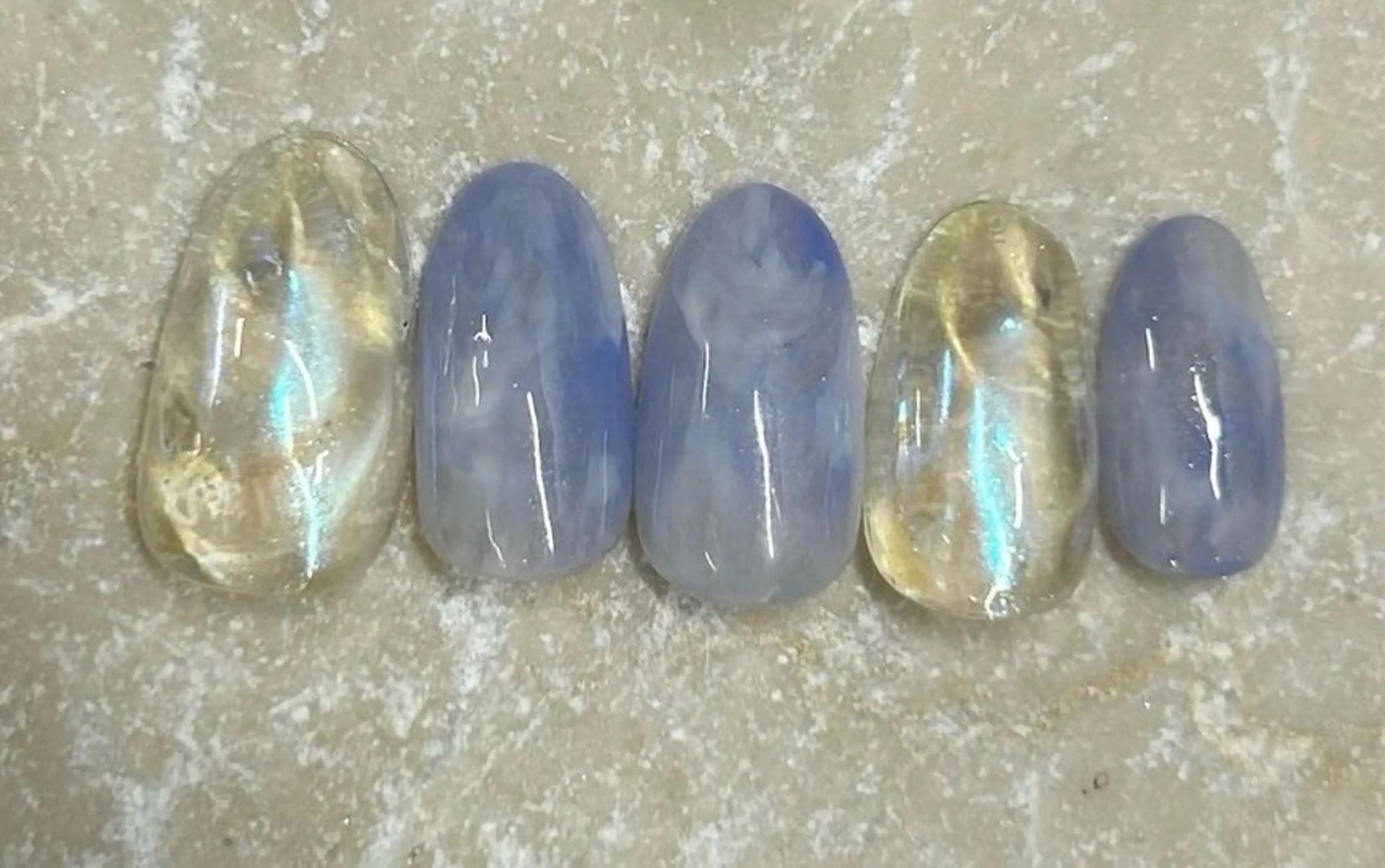 ネイル 株式会社JUEGO .○°のネイルデザイン