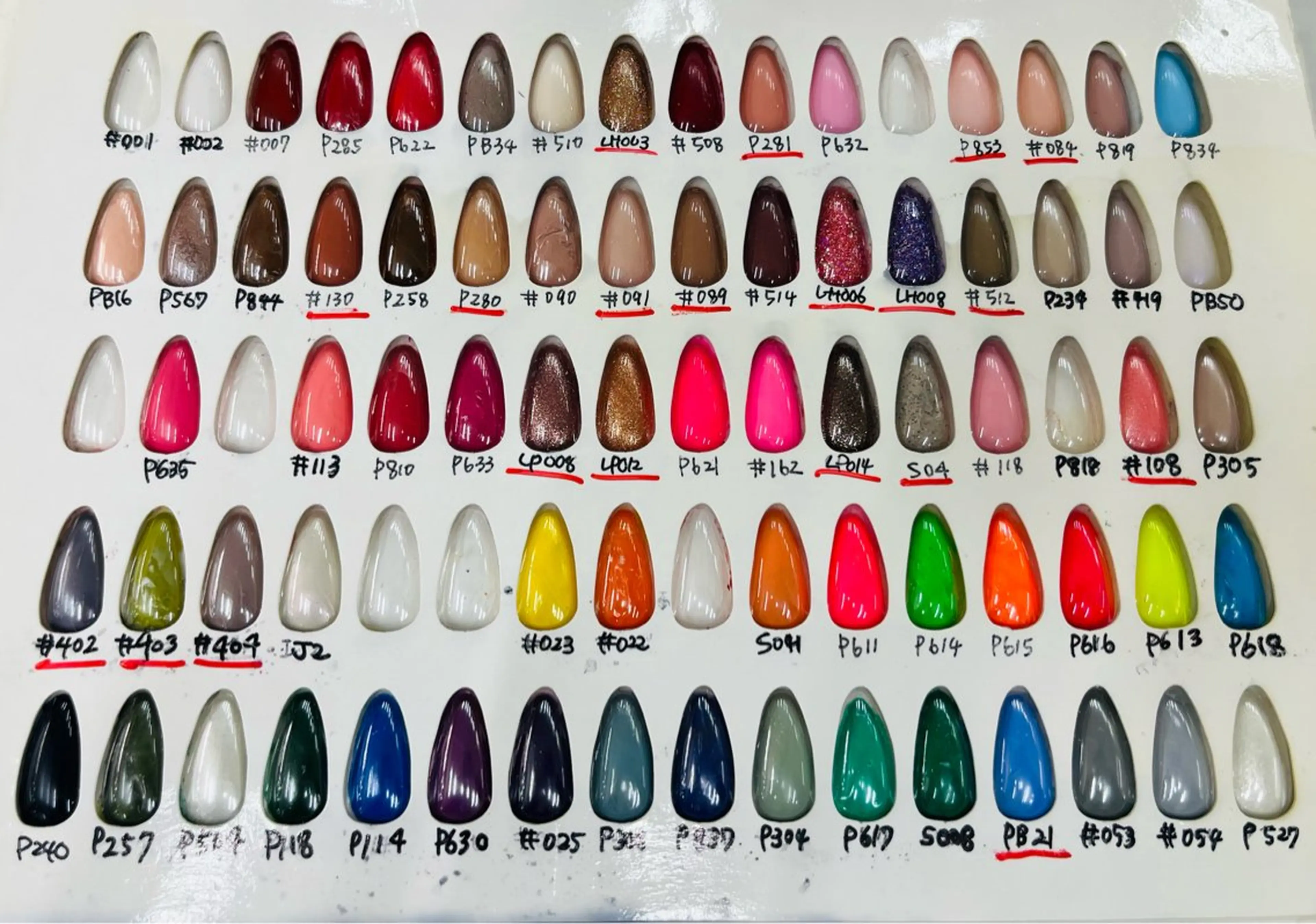 ネイル MAXKELLY まいのネイルデザイン