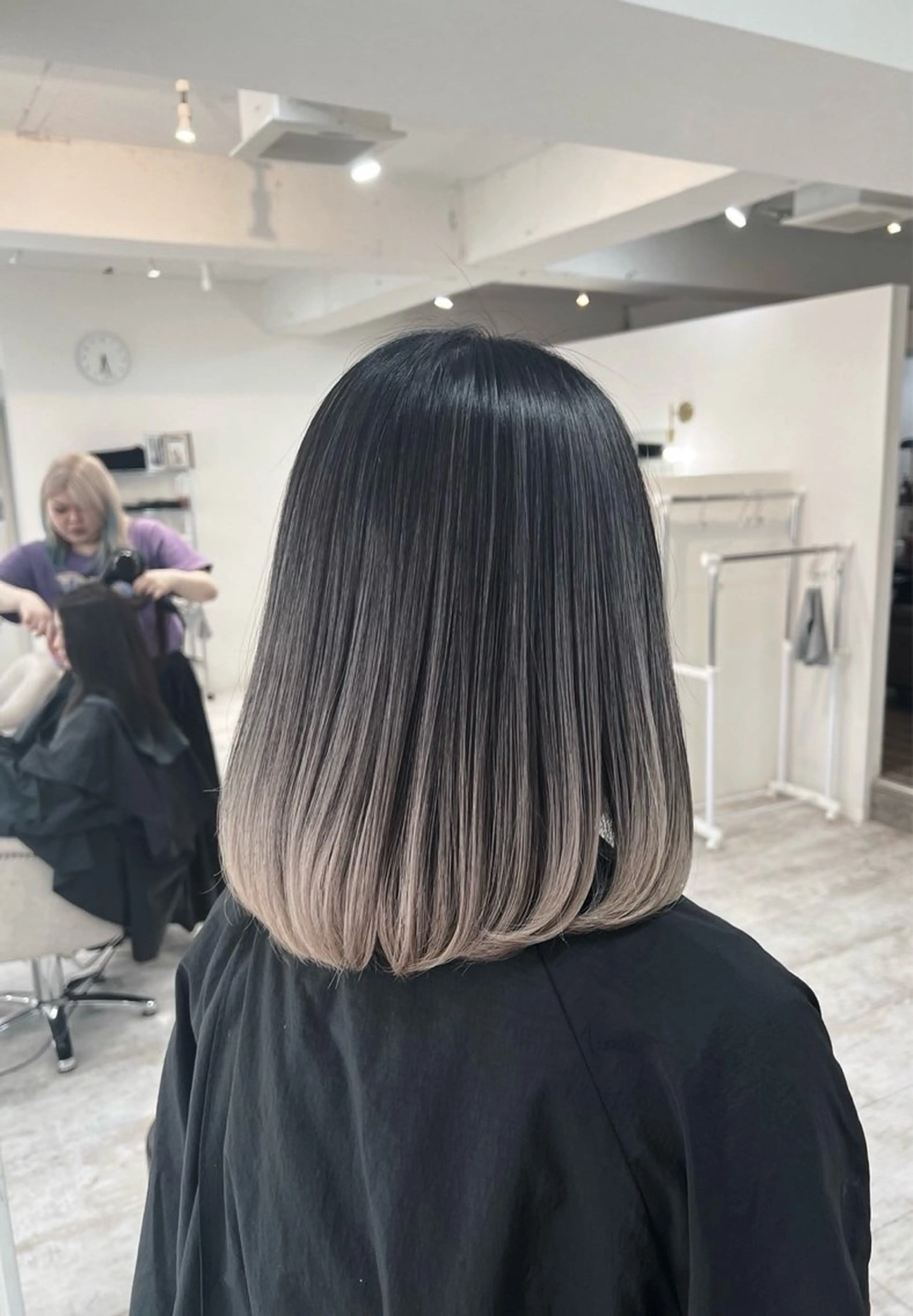 ショート カラー バレイヤージュ グレージュ レイヤーカット カット ヘアカラー トリートメント ROBIN所属・指名数No.1 /NAOYAのヘアスタイル