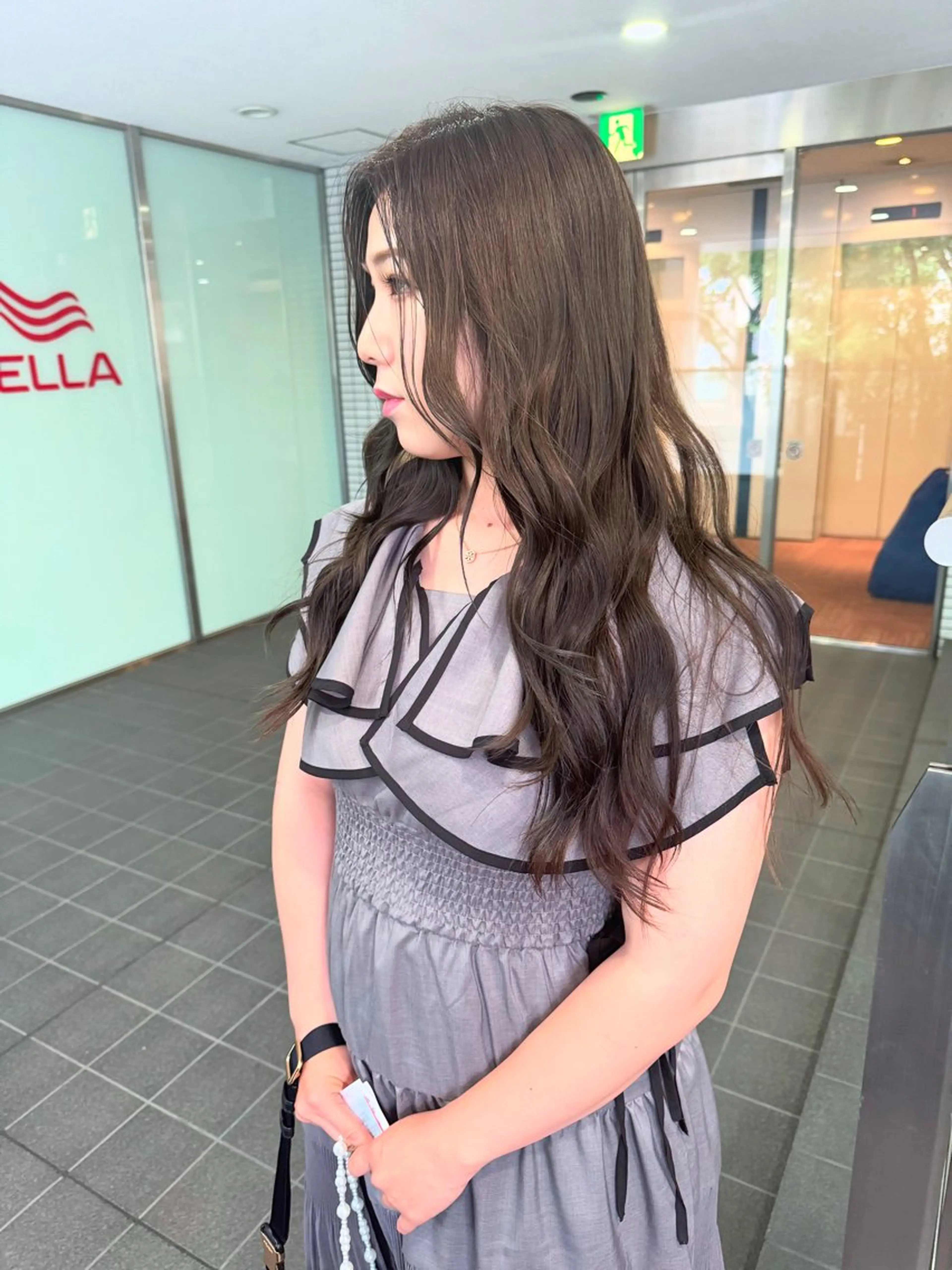 ロング カラー ブリーチ 透明感カラー ブリーチなしカラー オリーブカラー オレンジ エマノン福岡天神所属・福岡縮毛矯正 ブリーチなしカラーのヘアスタイル