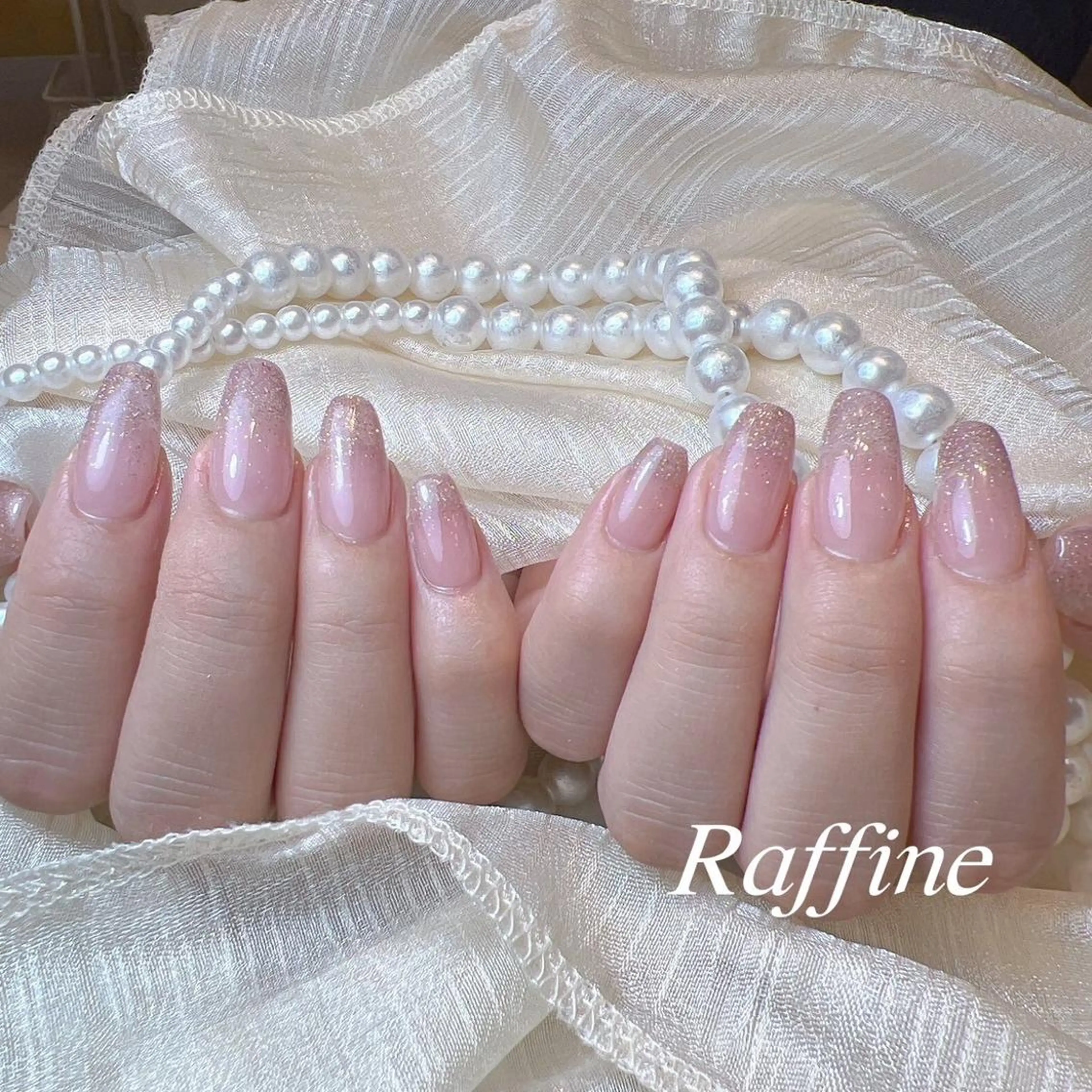 ネイル ハンドネイル RAFFINE 月🦋🩵のネイルデザイン