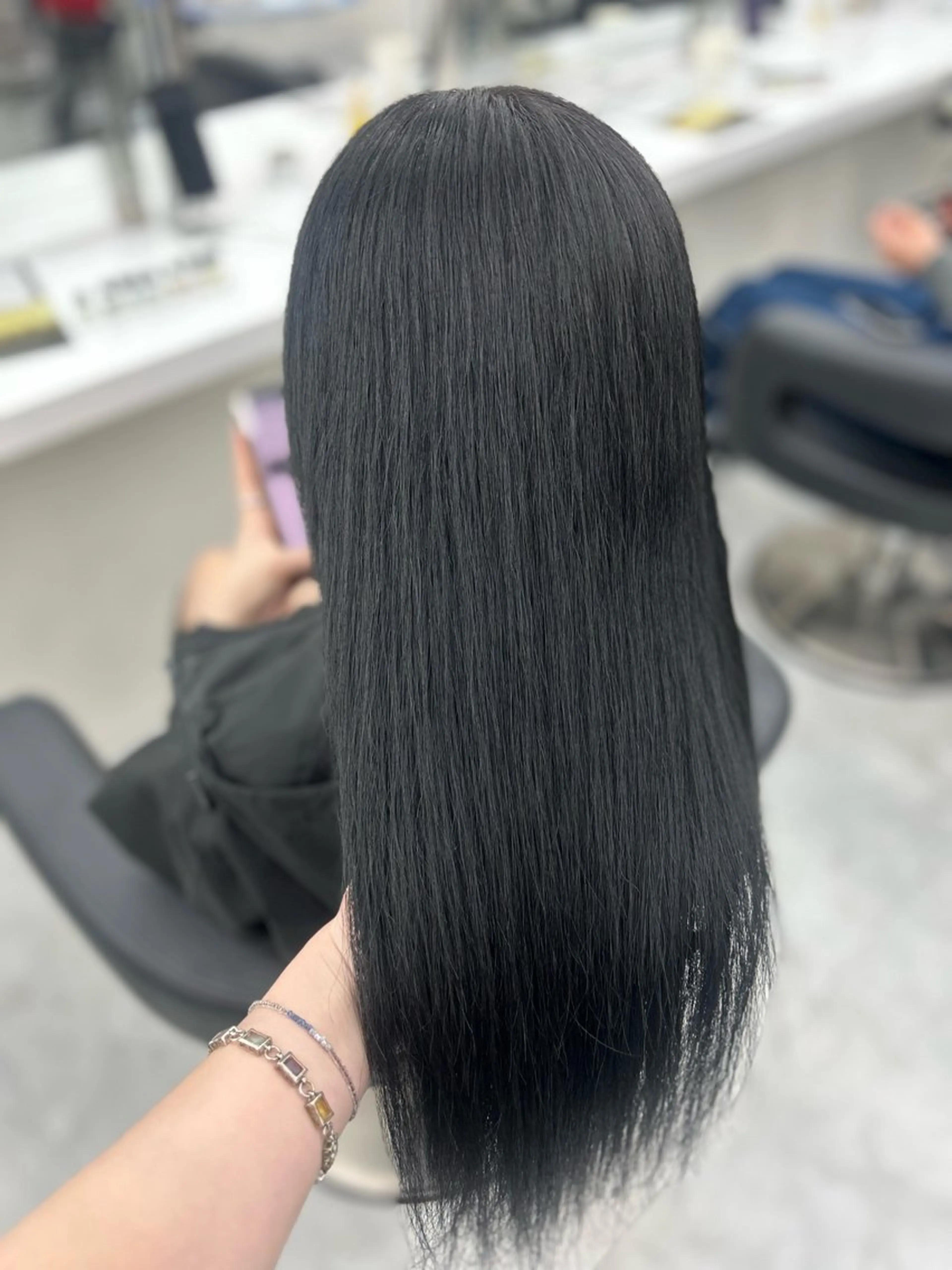 カラー ヘアカラー トリートメント niina🖤 透明感×レイヤーのヘアスタイル