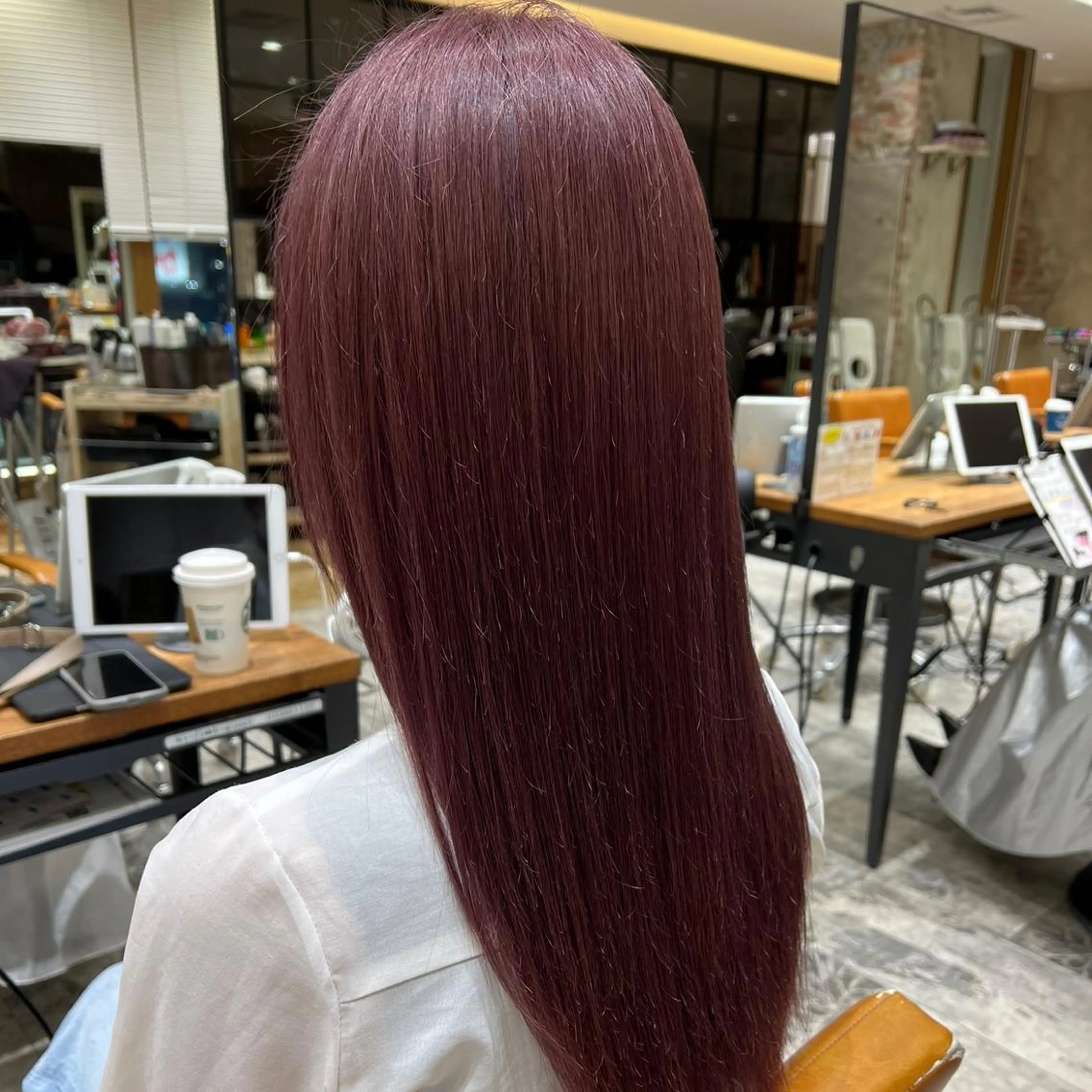 ロング カラー 💍新宿ショート 💍岩田莉奈のヘアスタイル