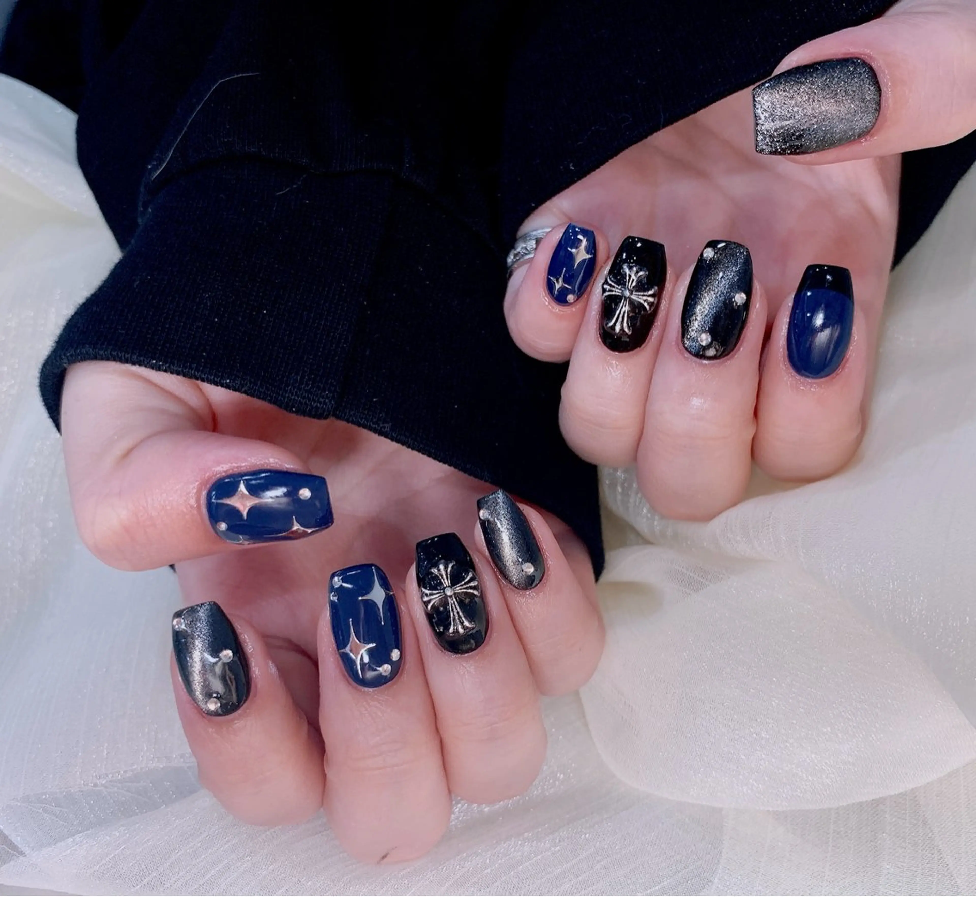 ネイル ゆず秋葉原 Vickyのネイルデザイン