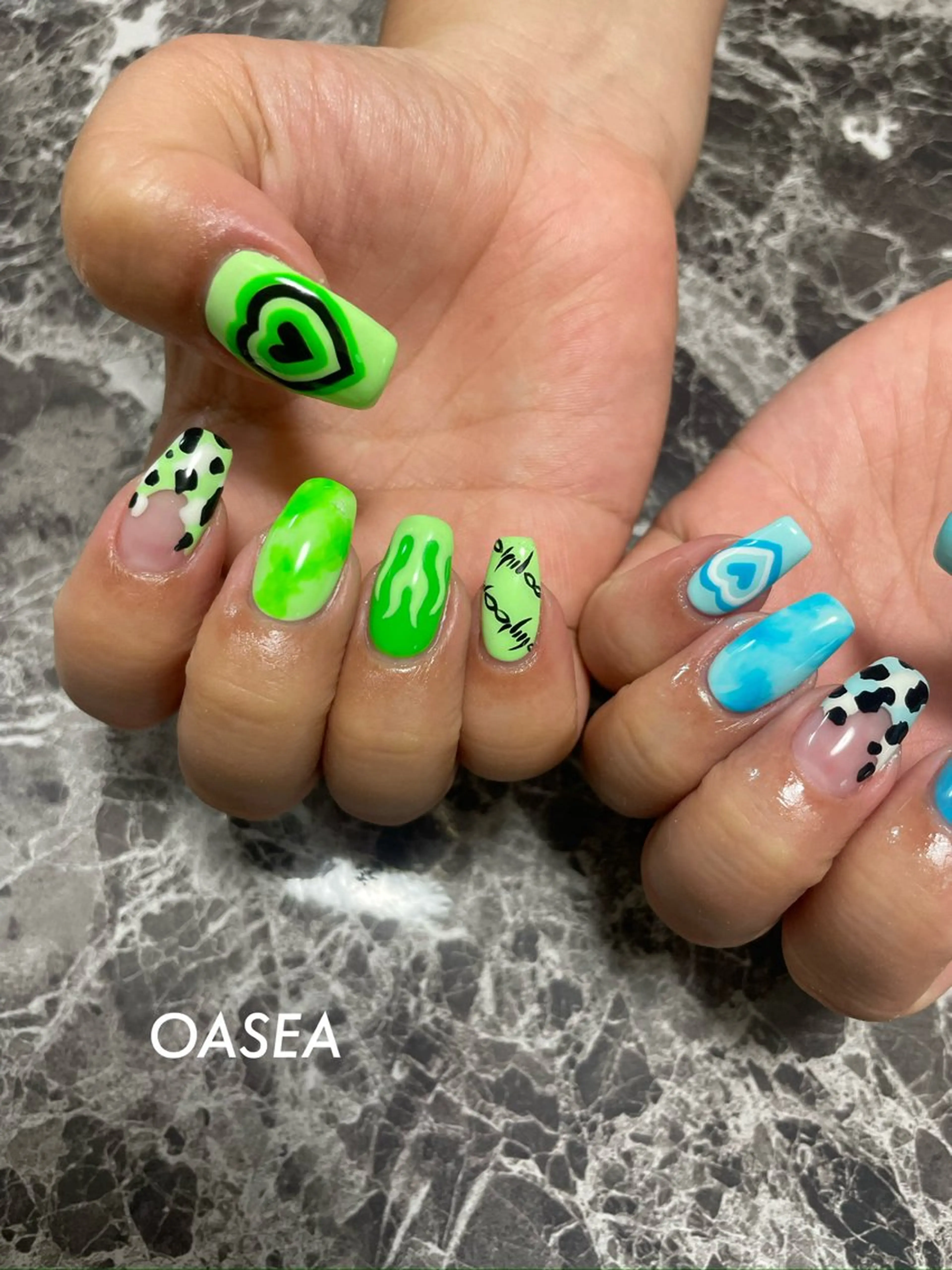 ネイル ハンドネイル 🌞💜 KAORI 🌴のネイルデザイン