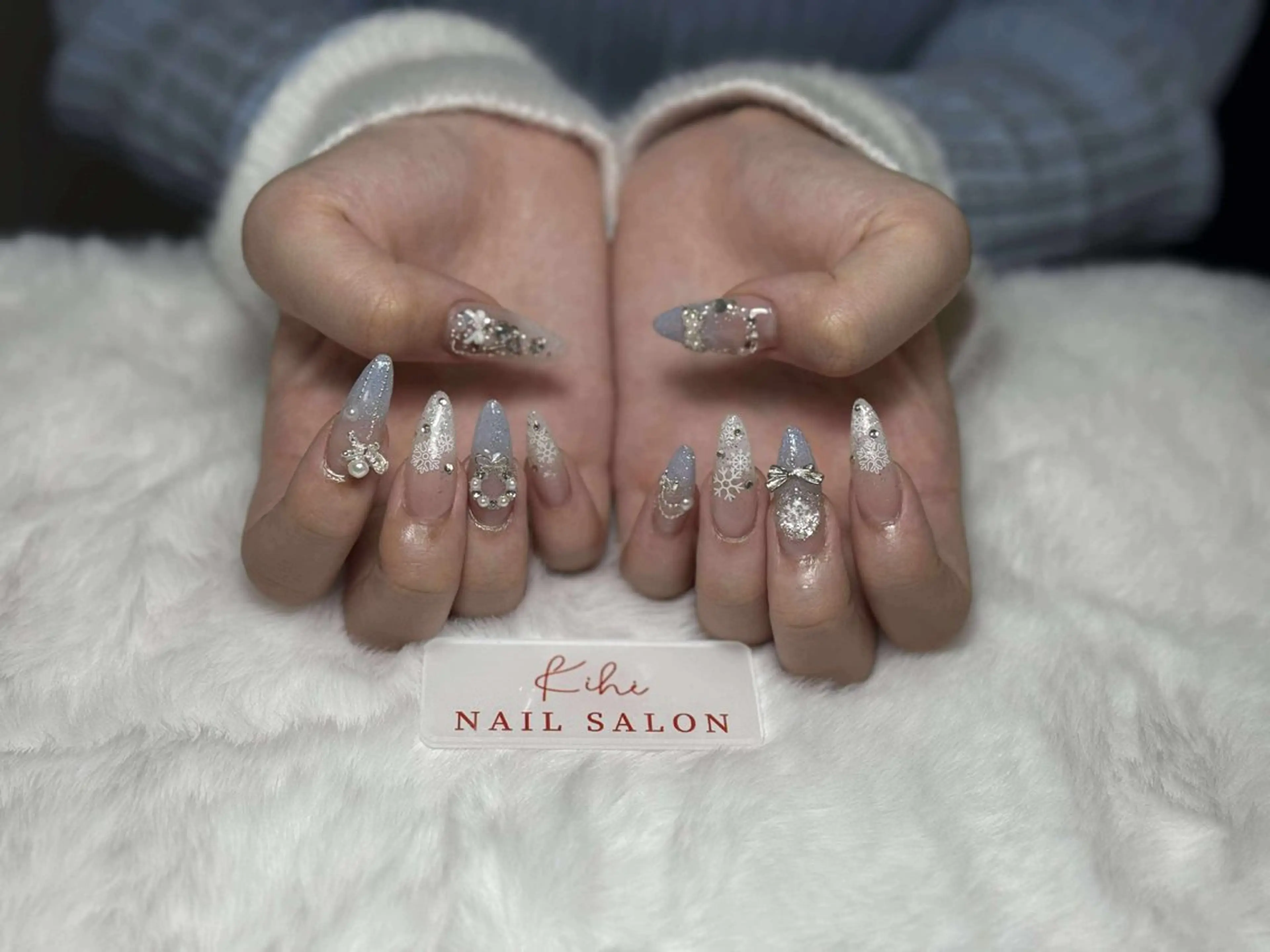 ネイル アートネイル フレンチネイル ジェルネイル グラデーション 韓国ネイル ハンドネイル 💕鈴木ユリ パラジェル/オフ無料のネイルデザイン