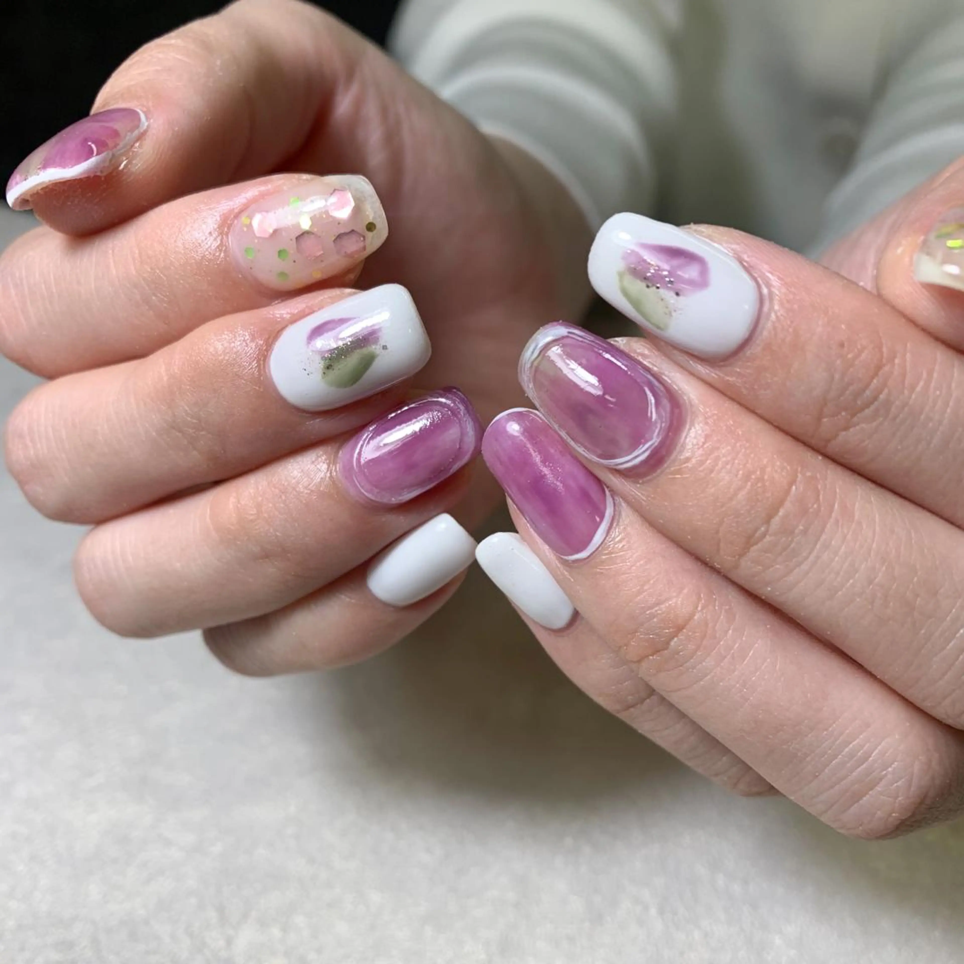 ネイル atelier　FIORITURA所属・FIORITURA aiのネイルデザイン