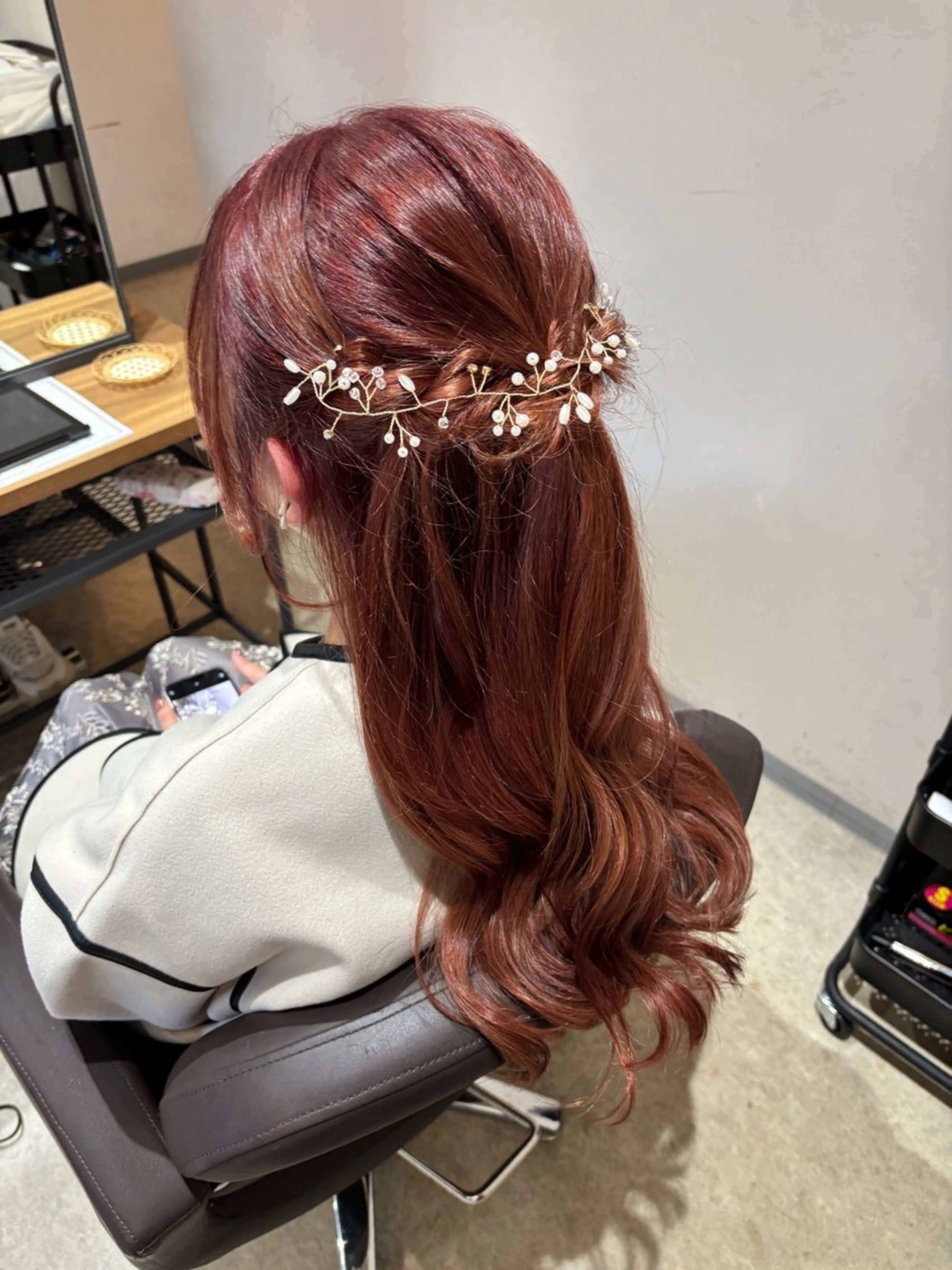 ヘアアレンジ ボブ ブリーチカラー🤍 髪質改善🌟のヘアスタイル