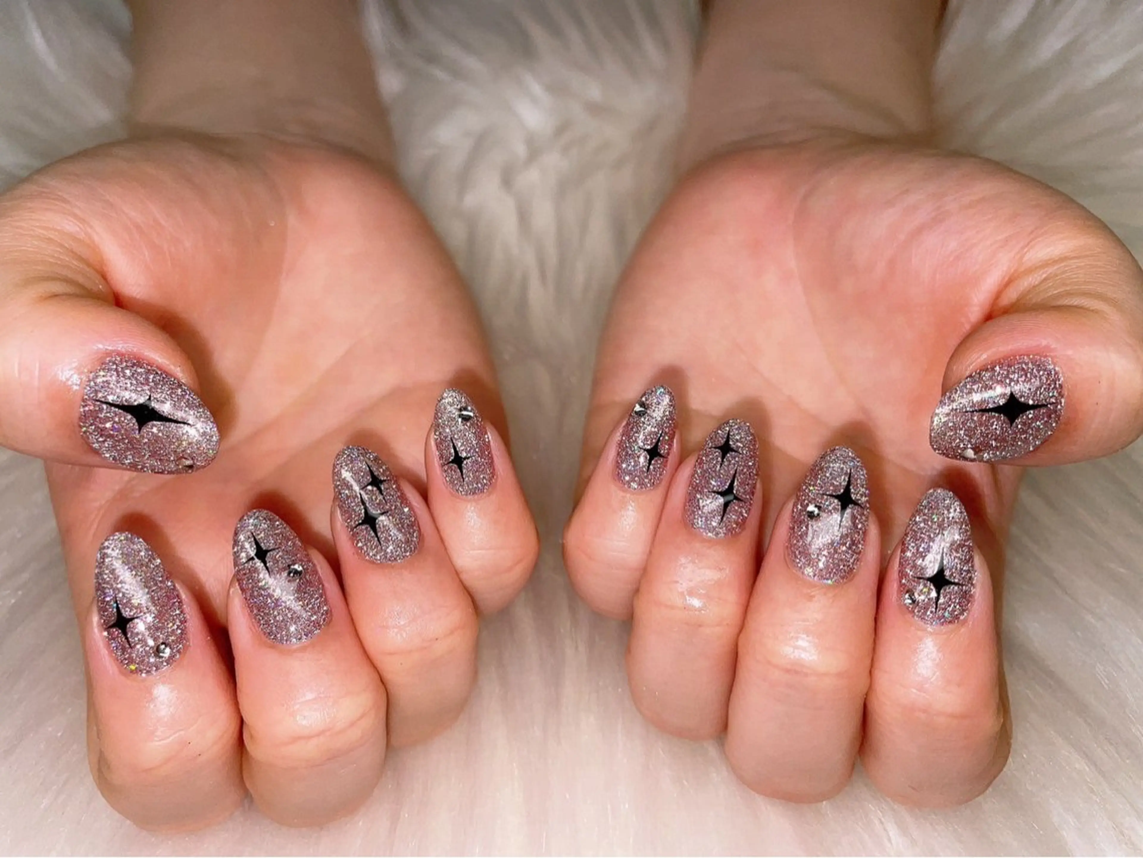 ネイル 持ち込み ハンドネイル ティーエヌ 金山駅東口店のネイルデザイン