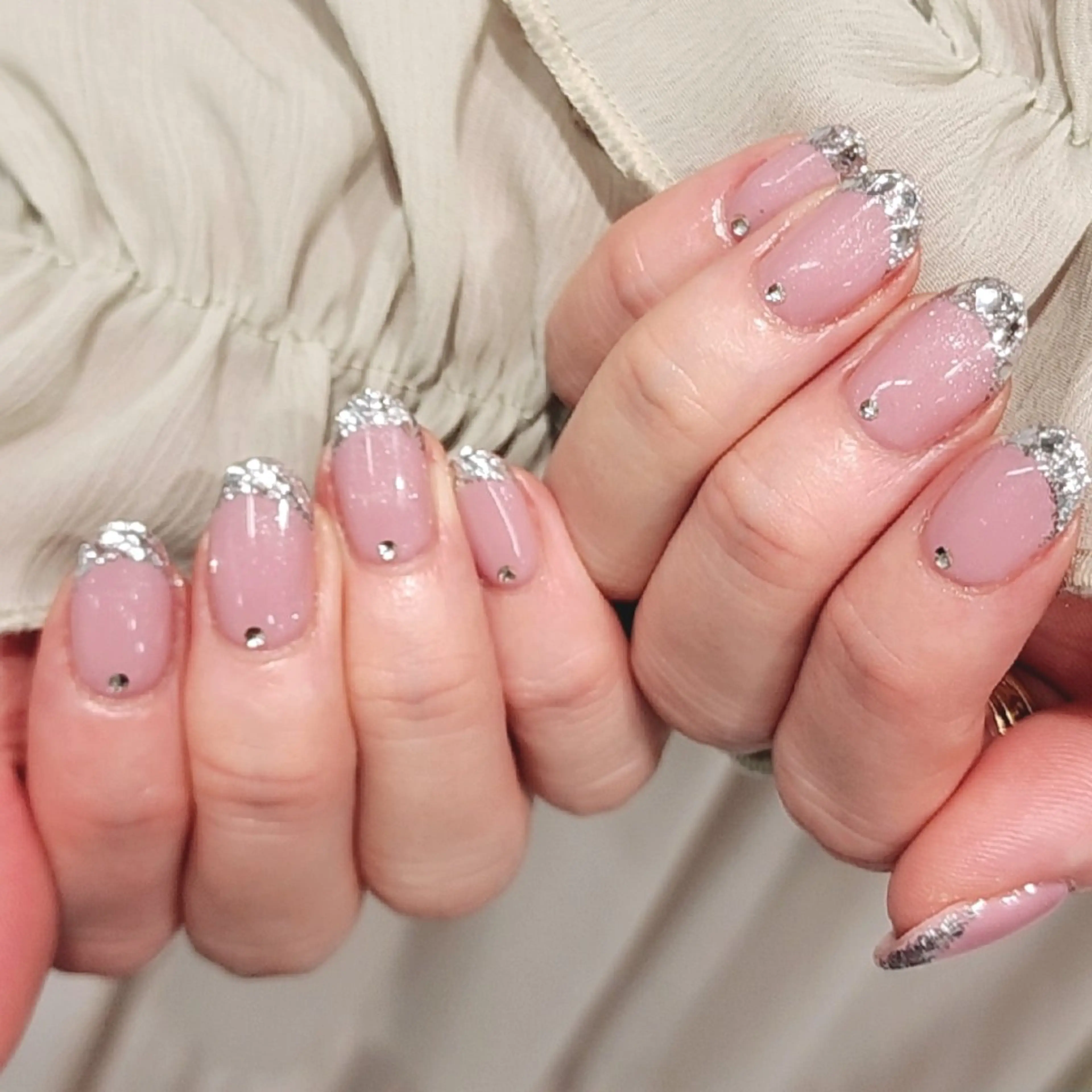 ネイル フレンチネイル ガラスフレンチ Runanail 鶴ヶ峰所属・Runanail.☽ 鶴ヶ峰　naruのネイルデザイン