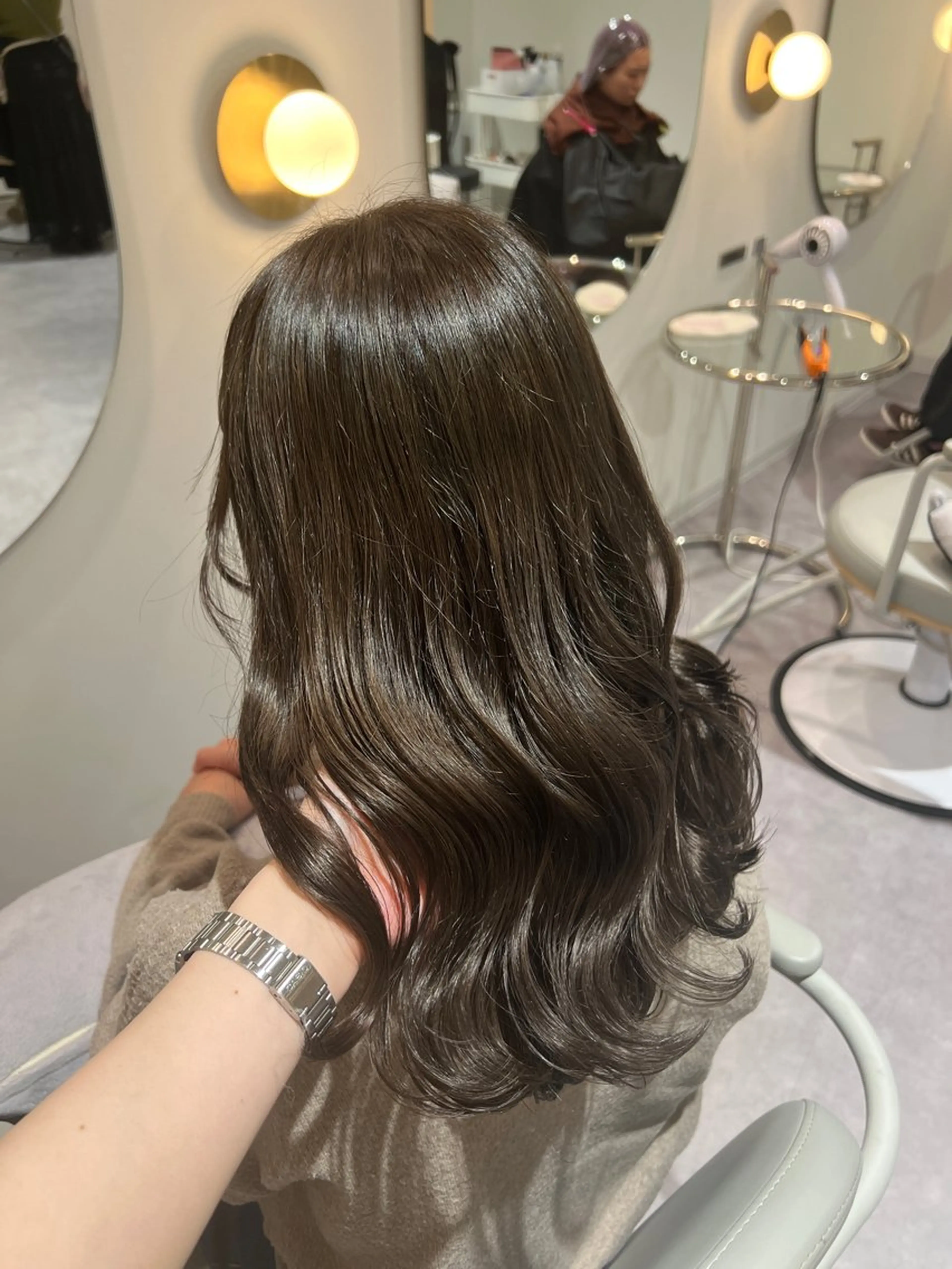 セミロング ヘアカラー トリートメント 美髪✨艶髪✨髪質改善 カラー特化🌙鈴屋和のヘアスタイル