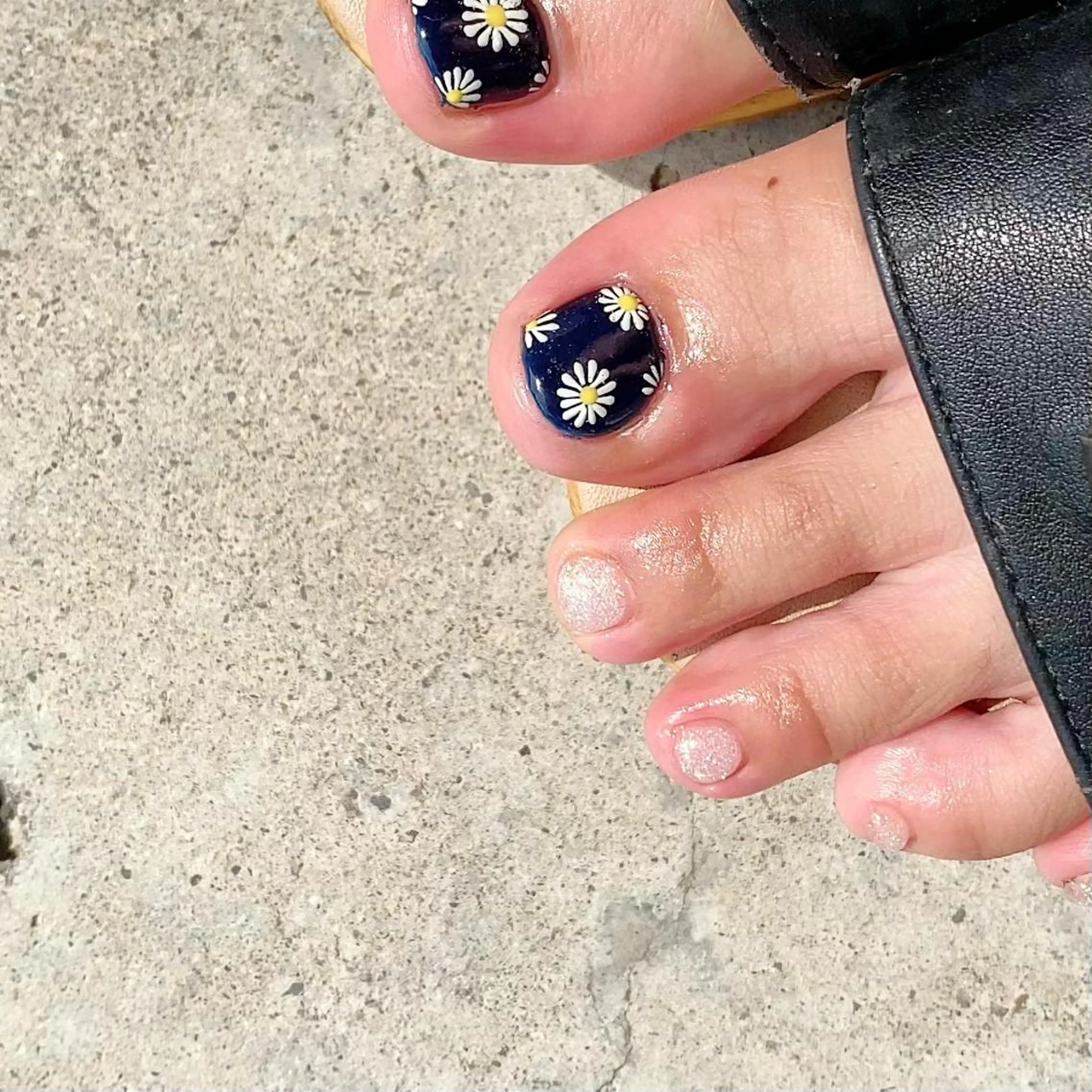 ネイル フットネイル 芹澤 沙椰花のマツエク・マツパデザイン