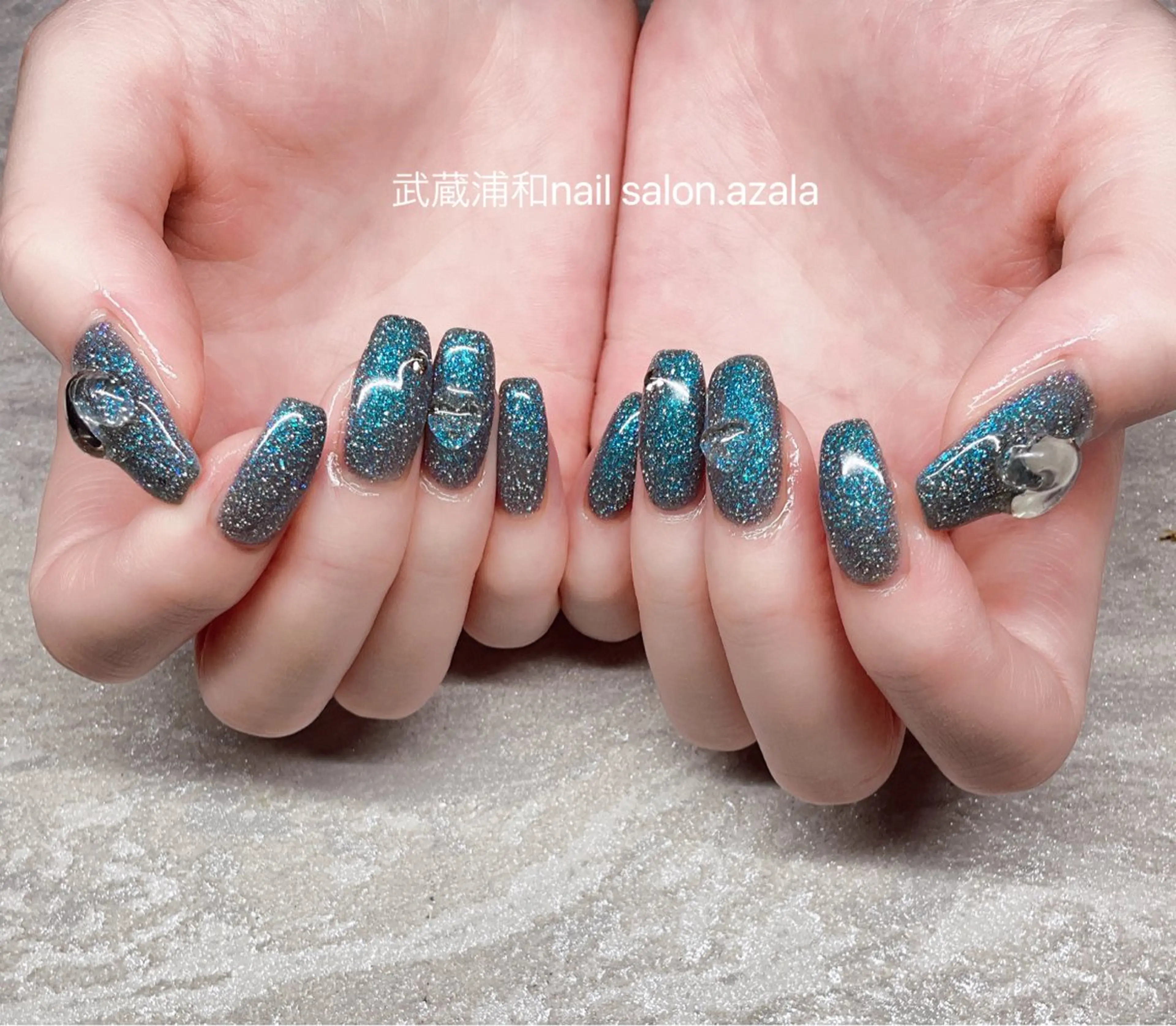 ネイル ハンドネイル R inのネイルデザイン