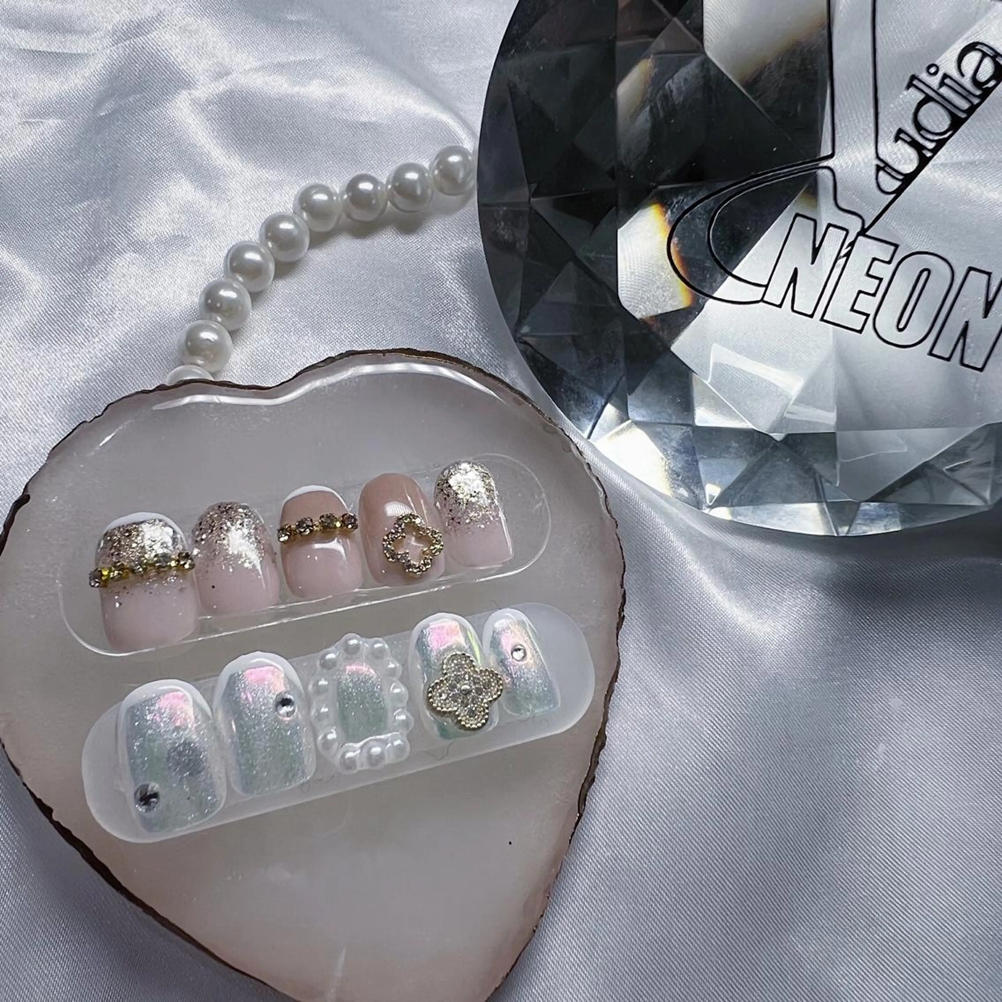 ネイル élu by Noriko 前原のネイルデザイン