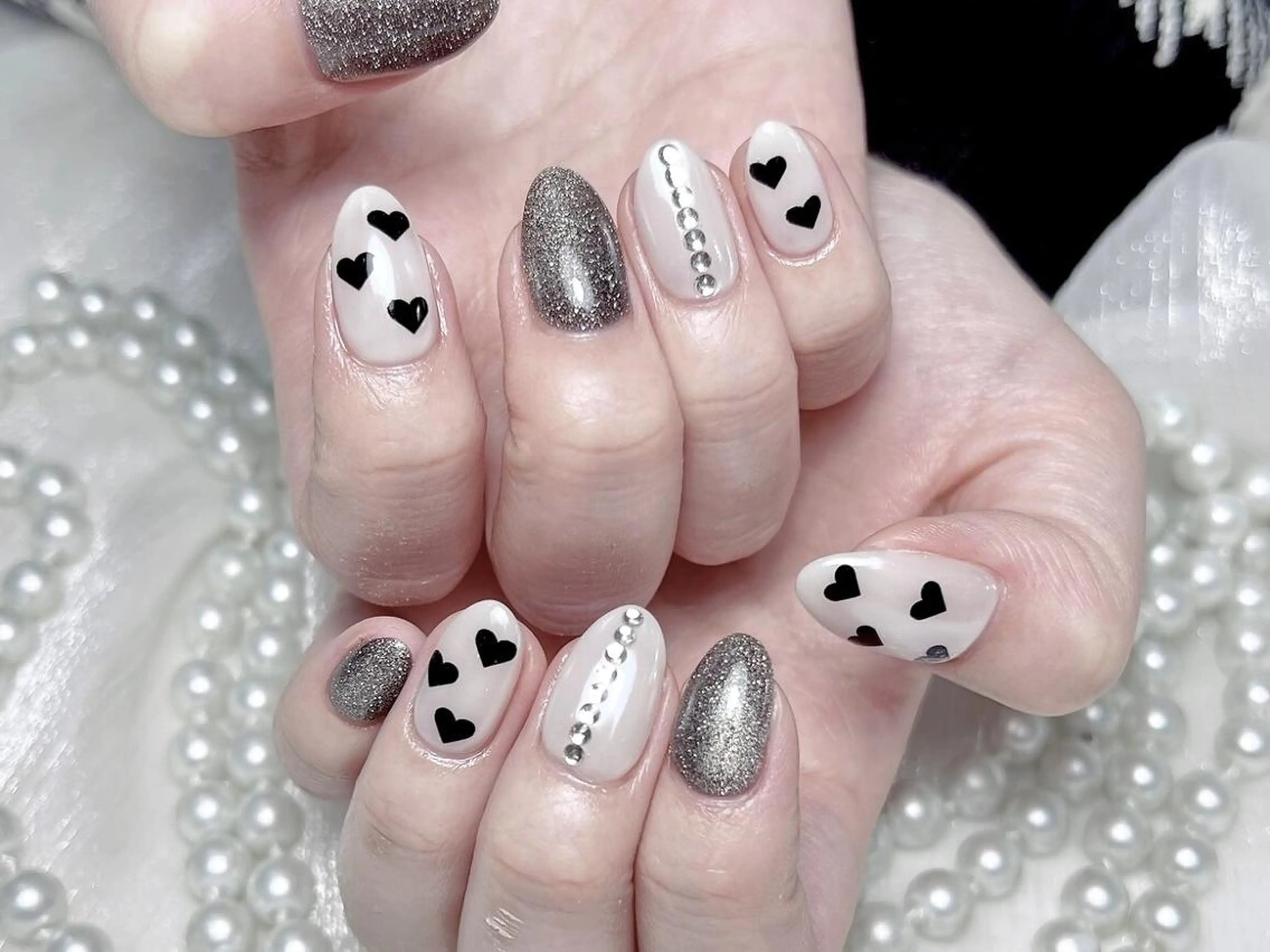 ネイル Hanya 🌈のネイルデザイン