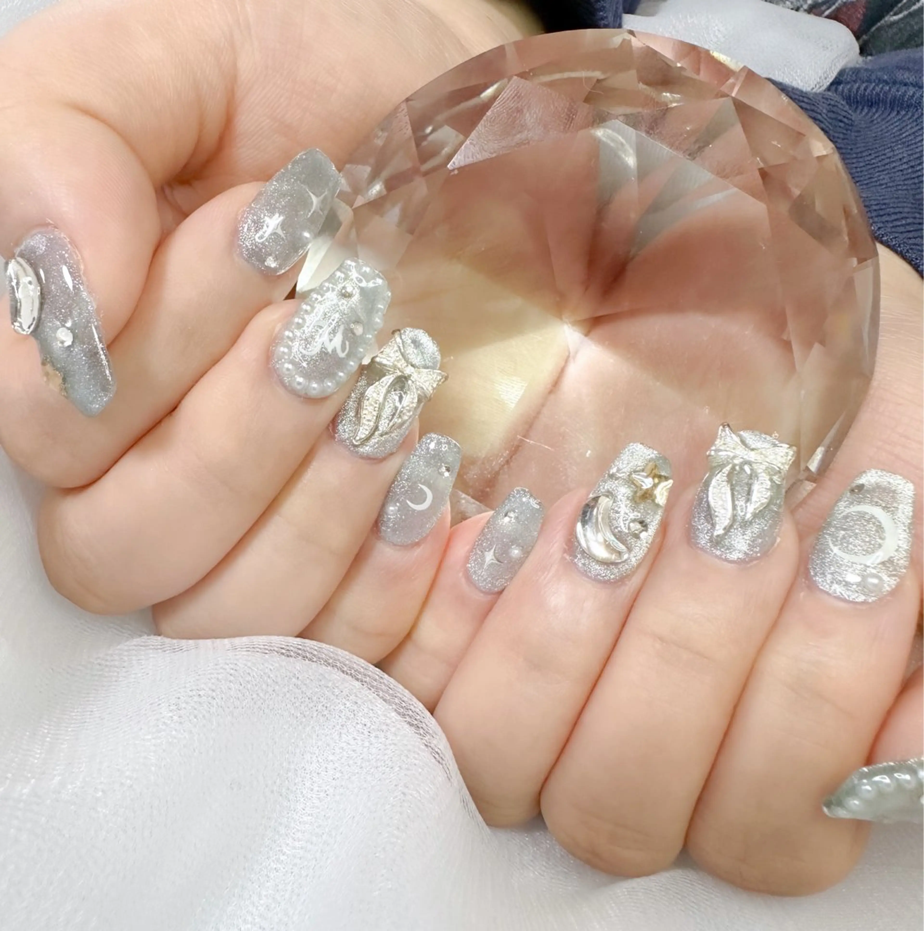 ネイル マグネットネイル ハンドネイル Cherie🫧 🌿NAOMIのネイルデザイン