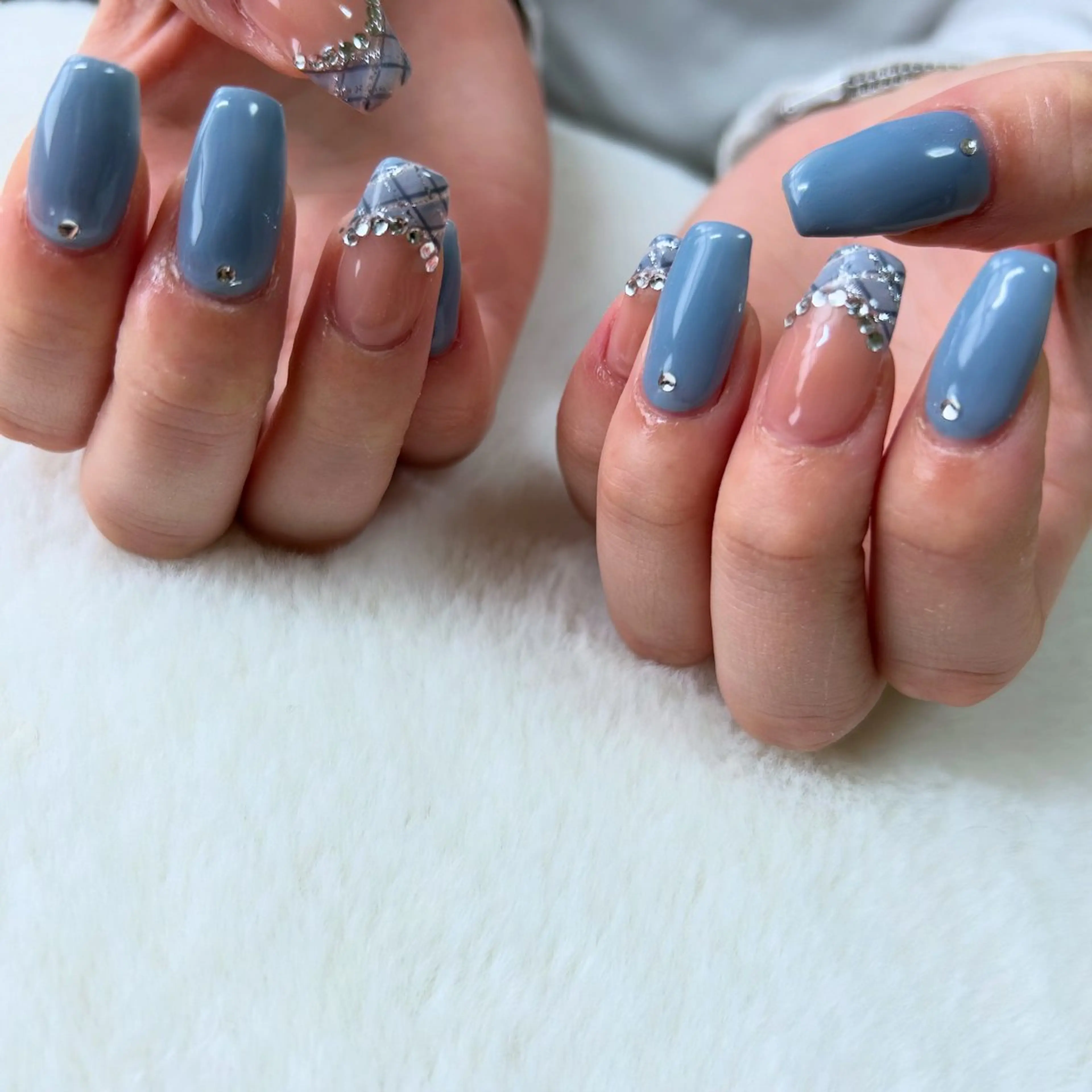 ネイル Laki nailのネイルデザイン
