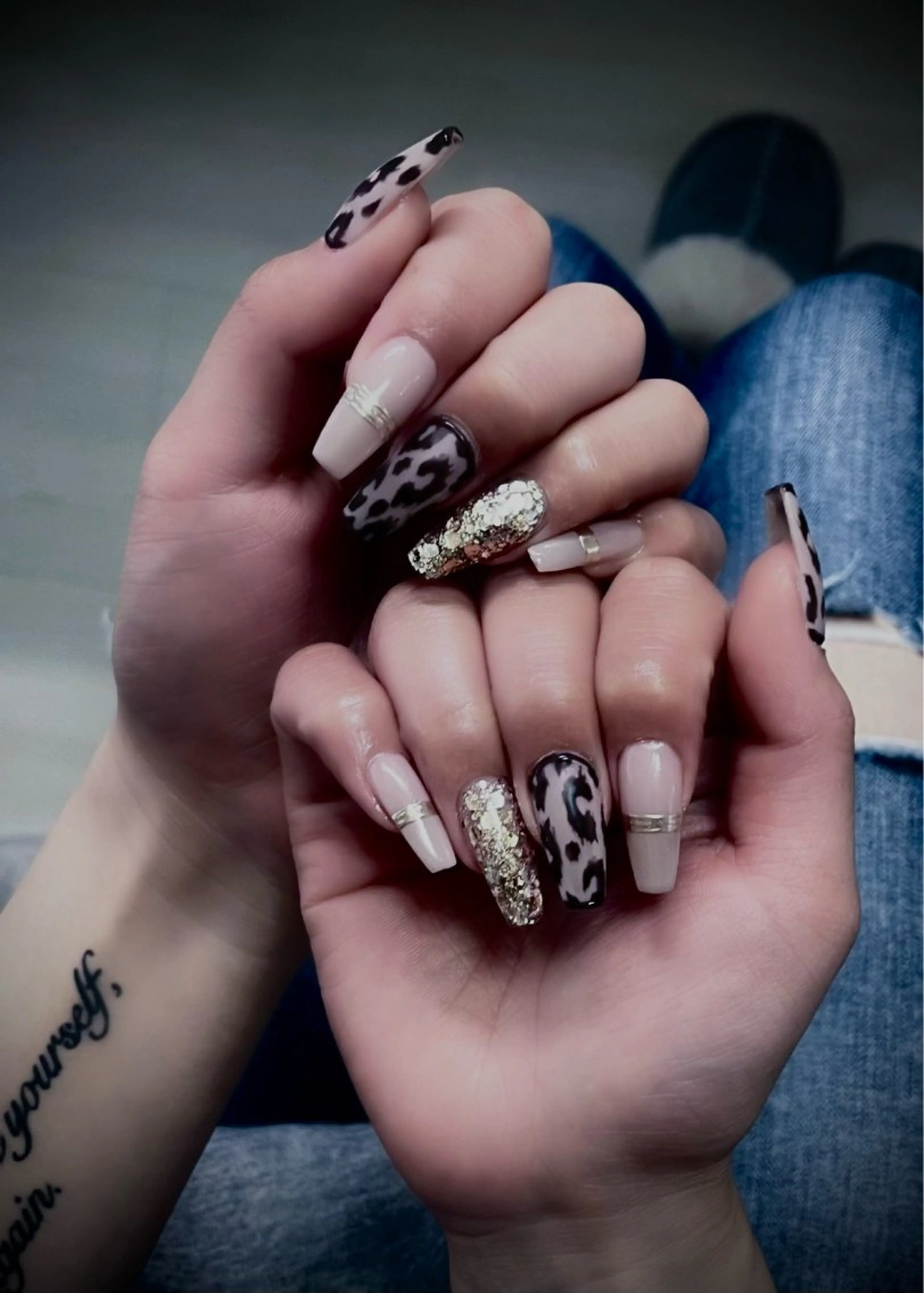 ネイル キラキラネイル マグネットネイル ワンカラーネイル スカルプネイル ワンホンネイル nine.🦋 YUKOのネイルデザイン