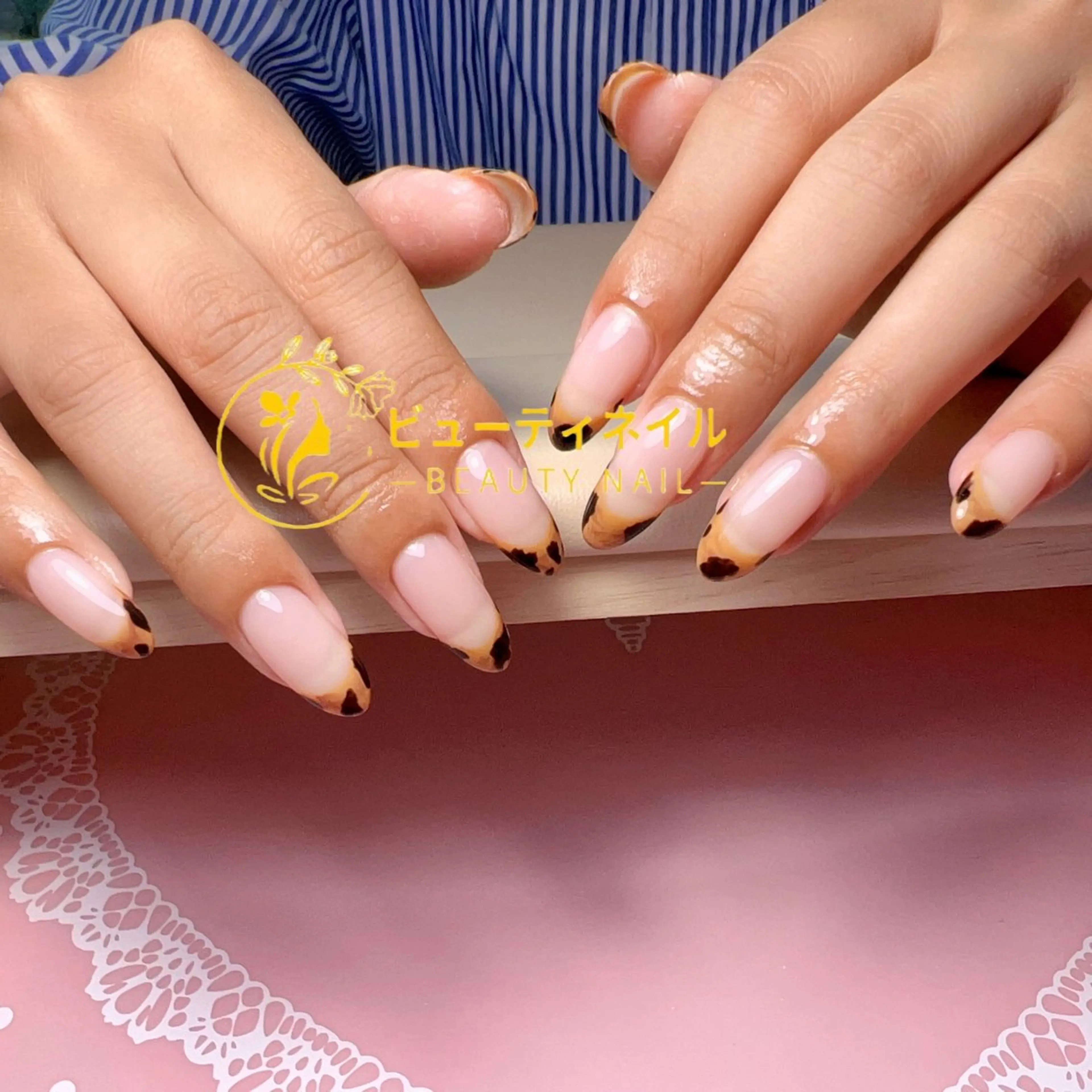 ネイル 長さ出し ジェルネイル Moonstone Salon所属・Moonstone Salonのネイルデザイン