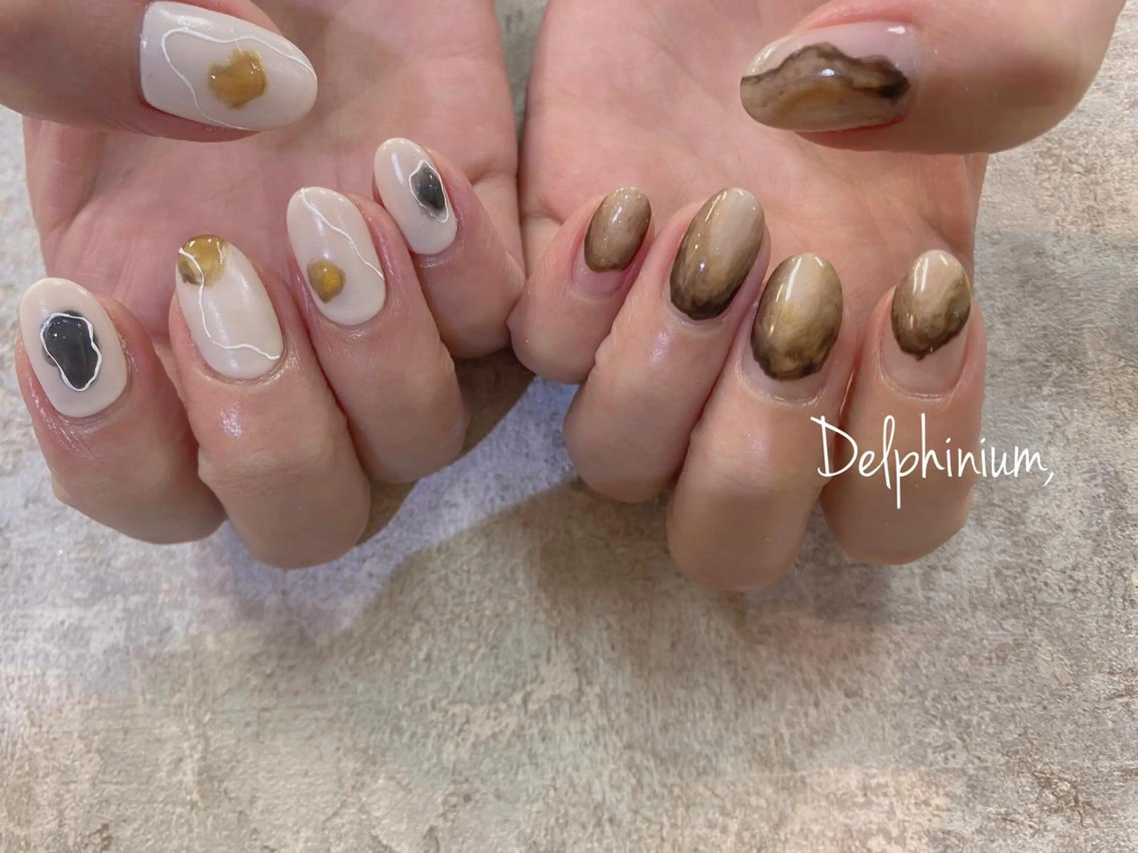 ネイル ジェルネイル ニュアンスネイル パラジェル ハンドネイル 岡本 友恵のネイルデザイン